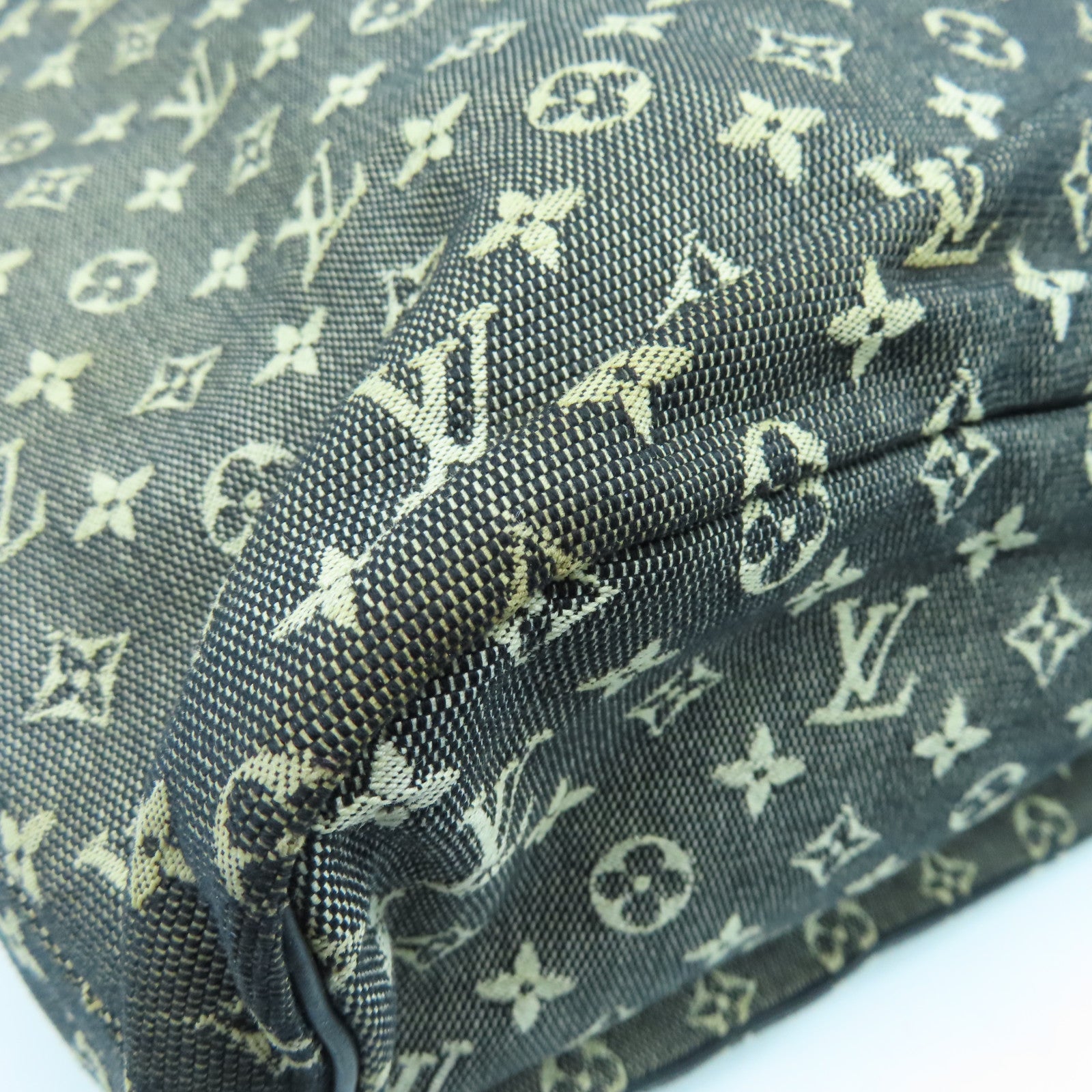 LOUIS VUITTON Monogram Mini Lucille GM金扣手挽袋黑色