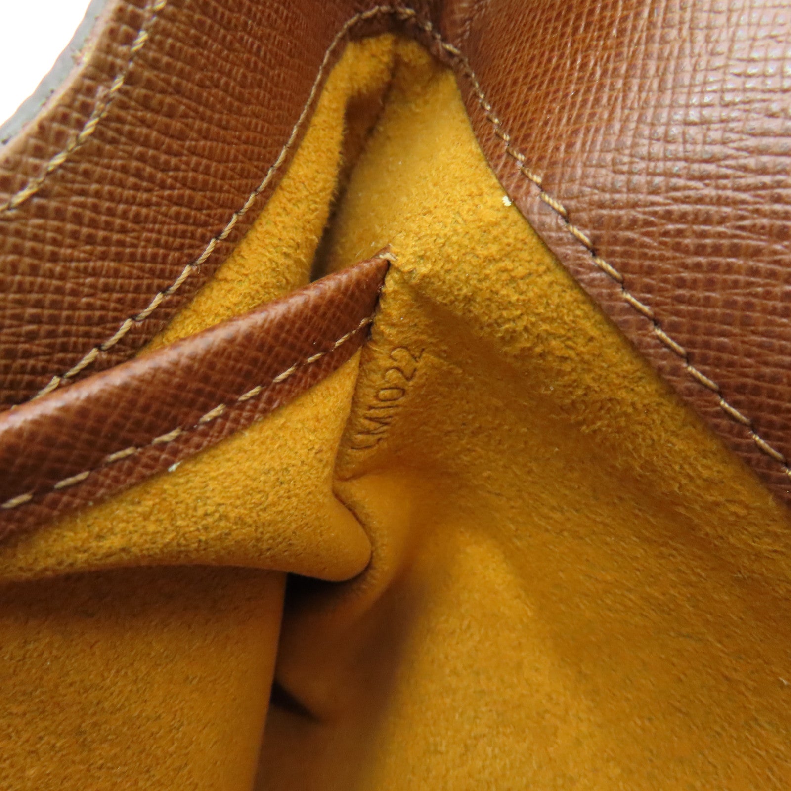 LOUIS VUITTON Monogram Musette Tango Gold Buckle Shoulder Bag Brown