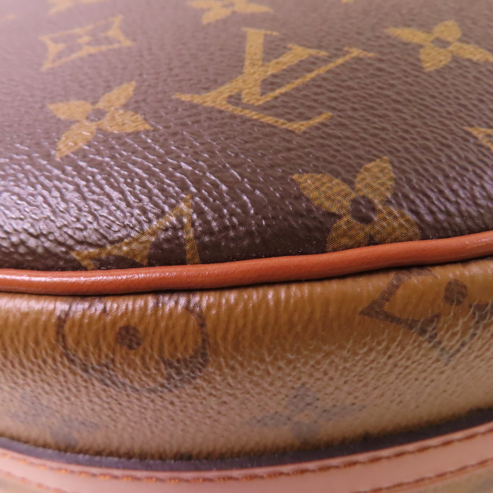 LOUIS VUITTON Monogram Loop Hobo Shoulder Bag金扣肩背袋啡色
