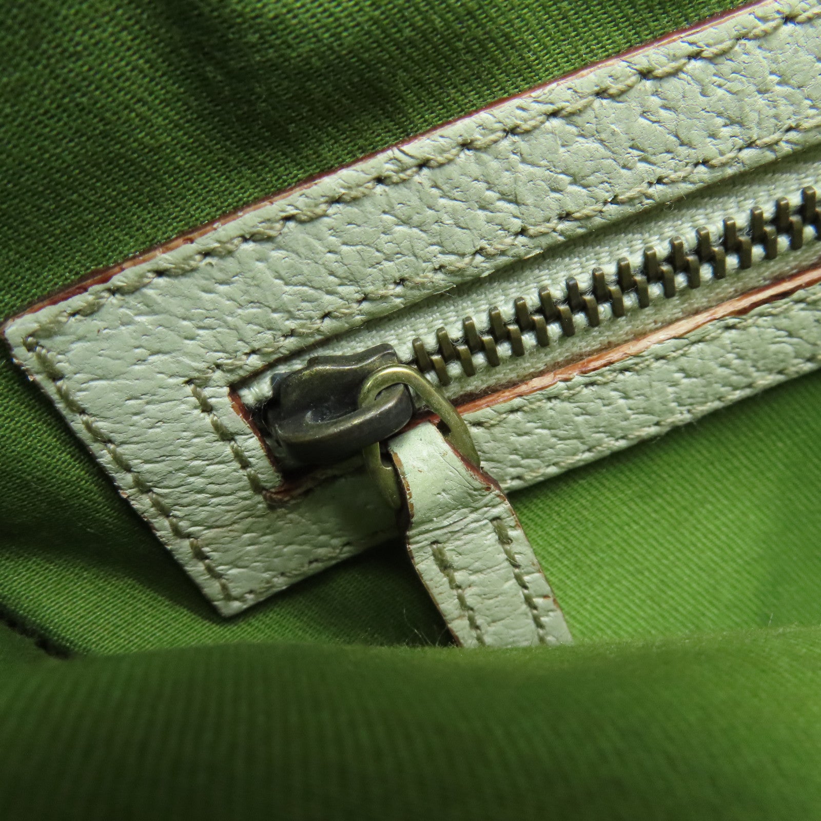 GUCCI 帆布/皮革Shoulder Bag金扣肩背袋米色/白色