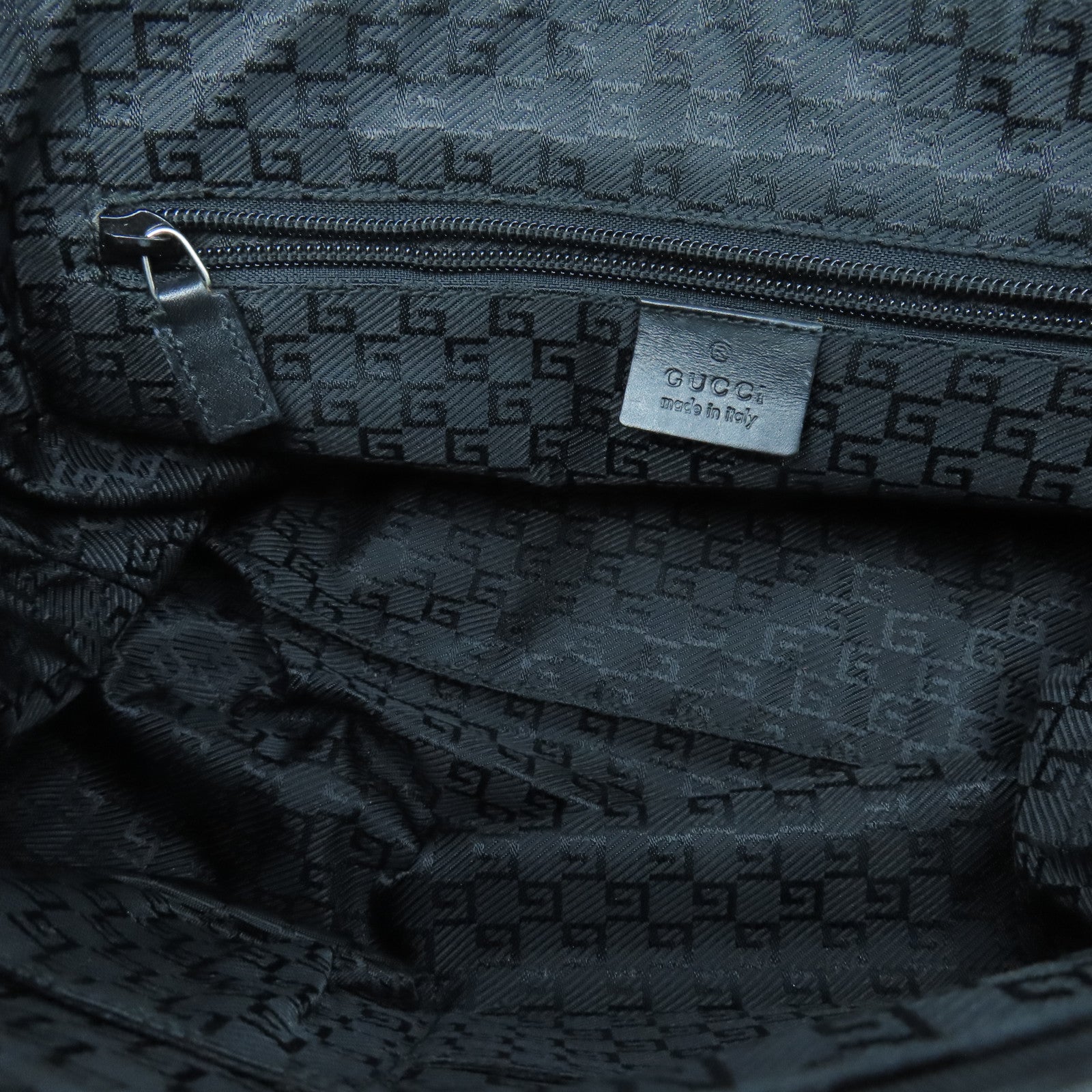 GUCCI Nylon Shoulder Bag Silver Buckle Shoulder Bag Black