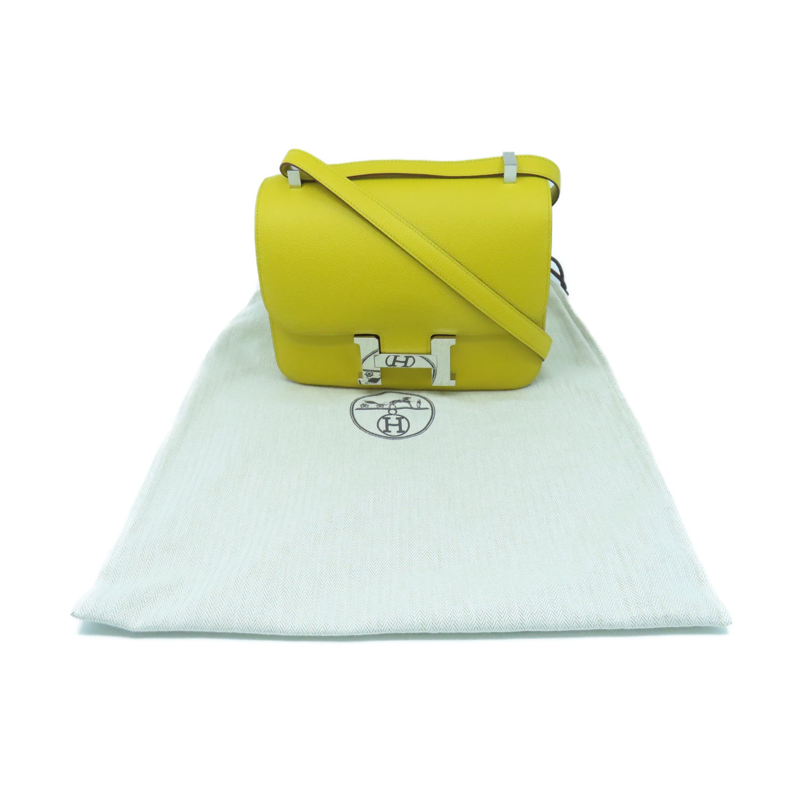 HERMES Veau Epsom Leather Constance 24 Silver Buckle Handle Shoulder Bag Amber Yellow