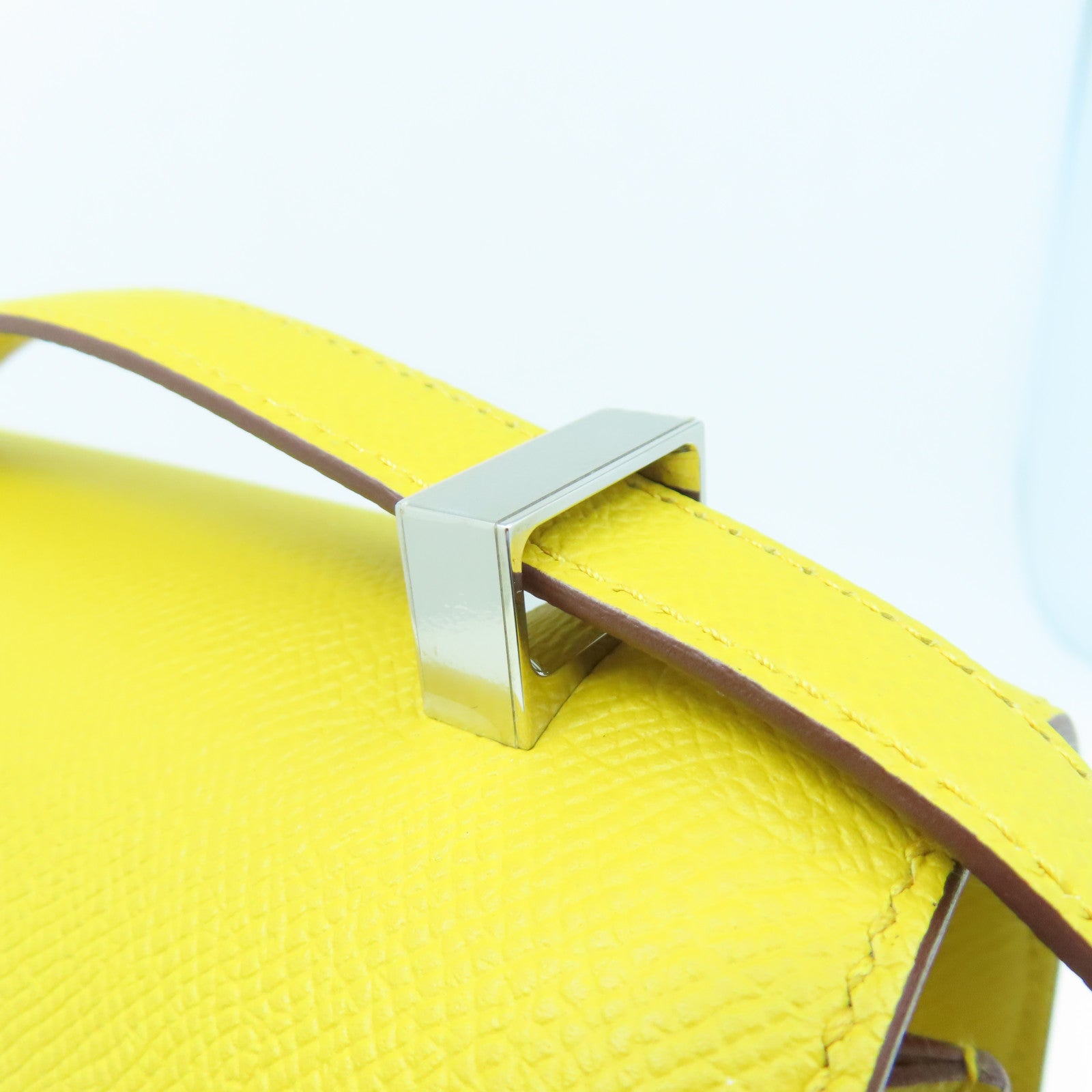 HERMES Veau Epsom Leather Constance 24 Silver Buckle Handle Shoulder Bag Amber Yellow