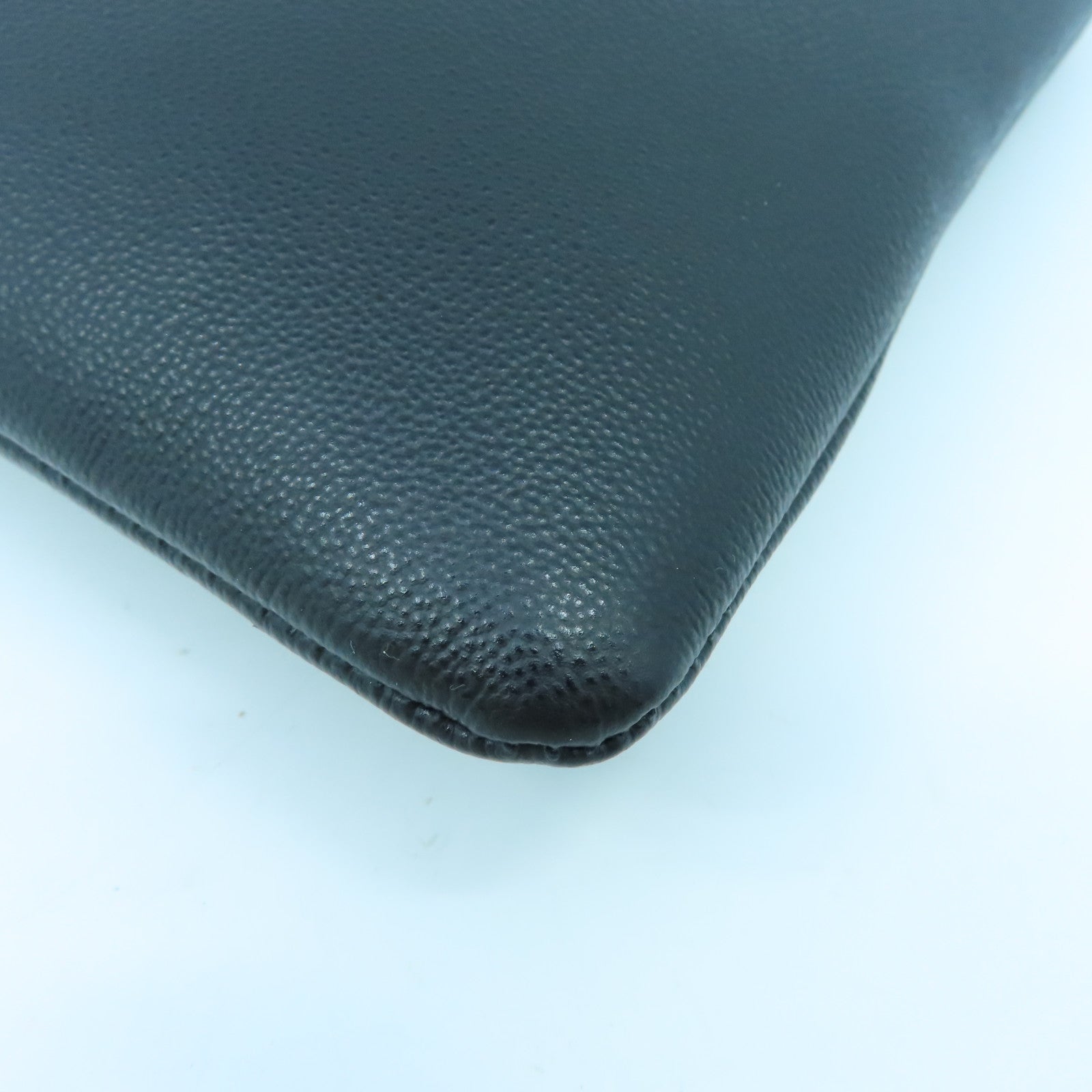 BURBERRY 牛皮皮革Clutch Bag银扣手拿包黑色