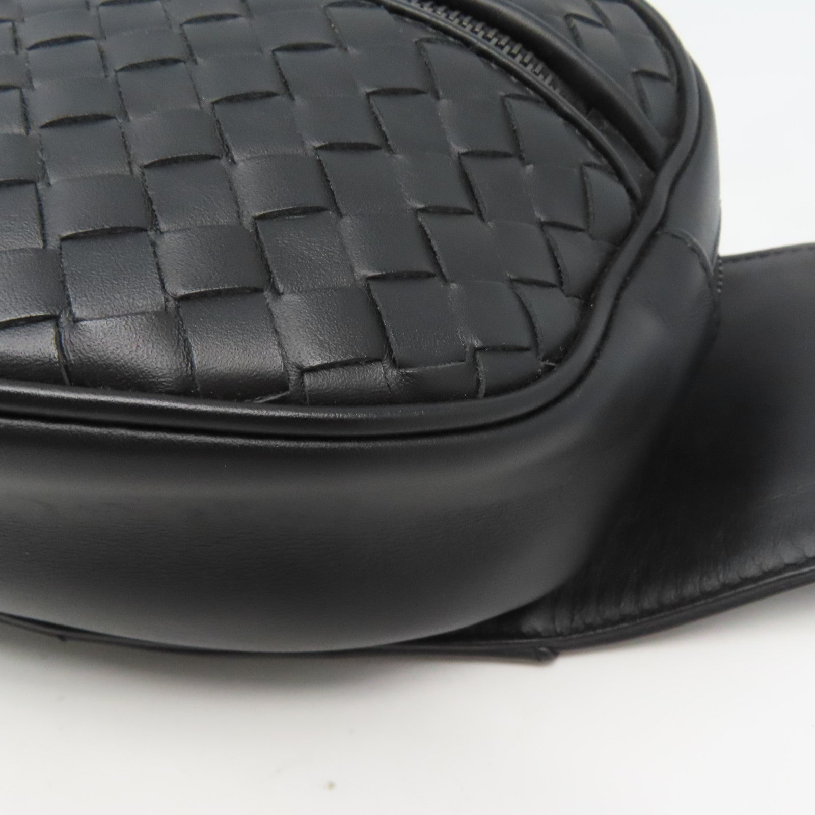 BOTTEGA VENETA 織紋牛皮皮革Waist Bag腰包黑色