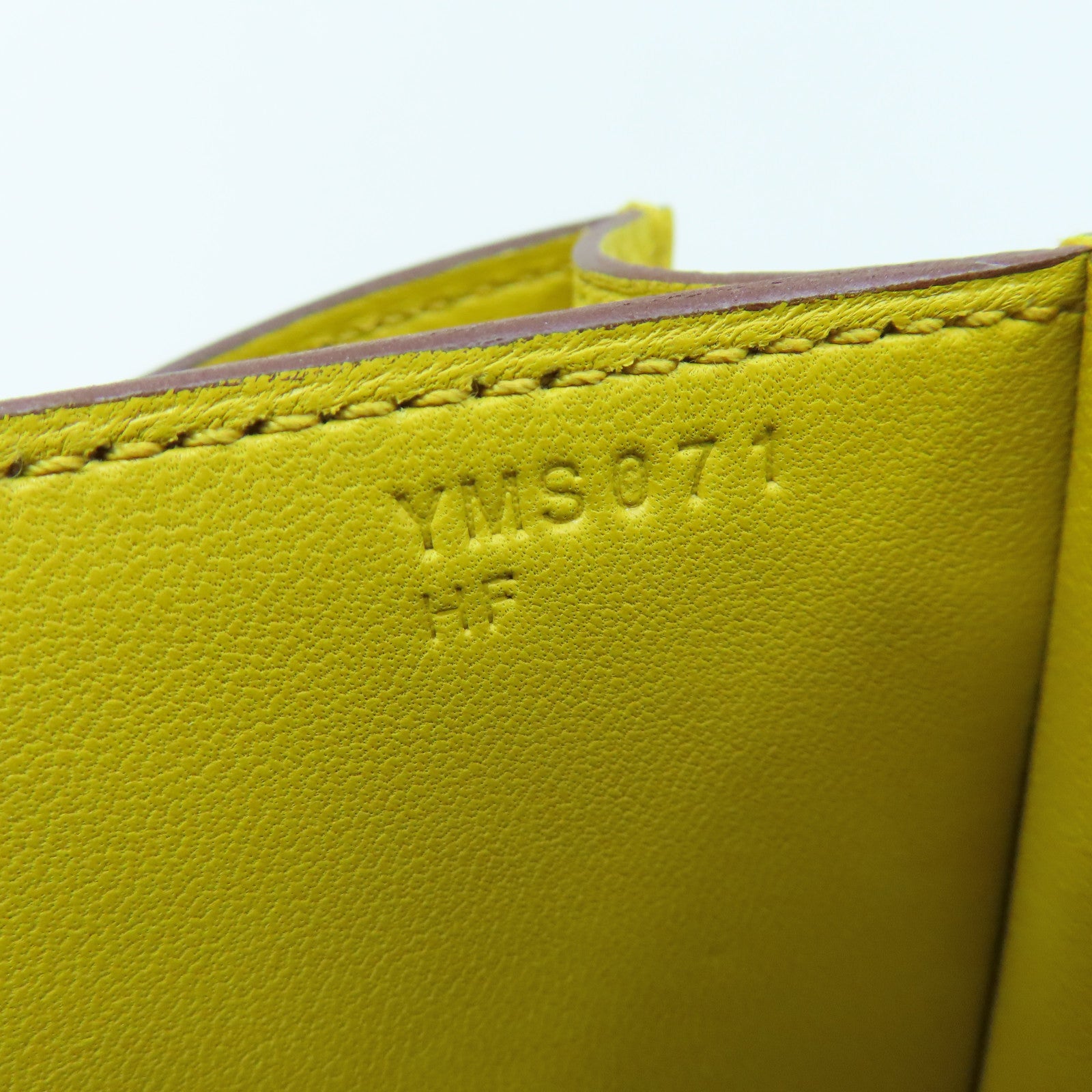 HERMES Veau Epsom Leather Constance 24 Silver Buckle Handle Shoulder Bag Amber Yellow