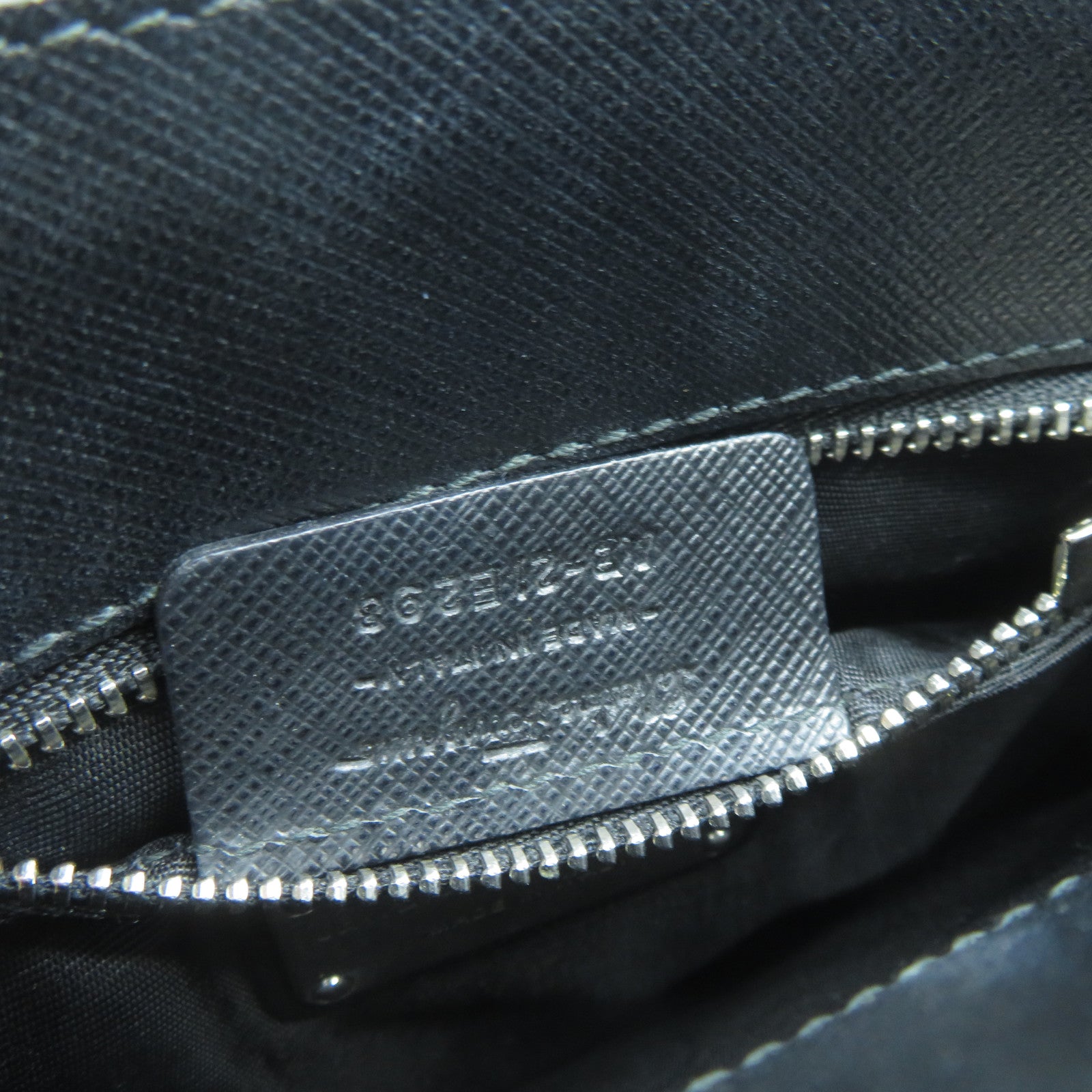 Salvatore Ferragamo 牛皮皮革2 Way Shoulder Bag銀扣手挽肩背兩用袋黑色
