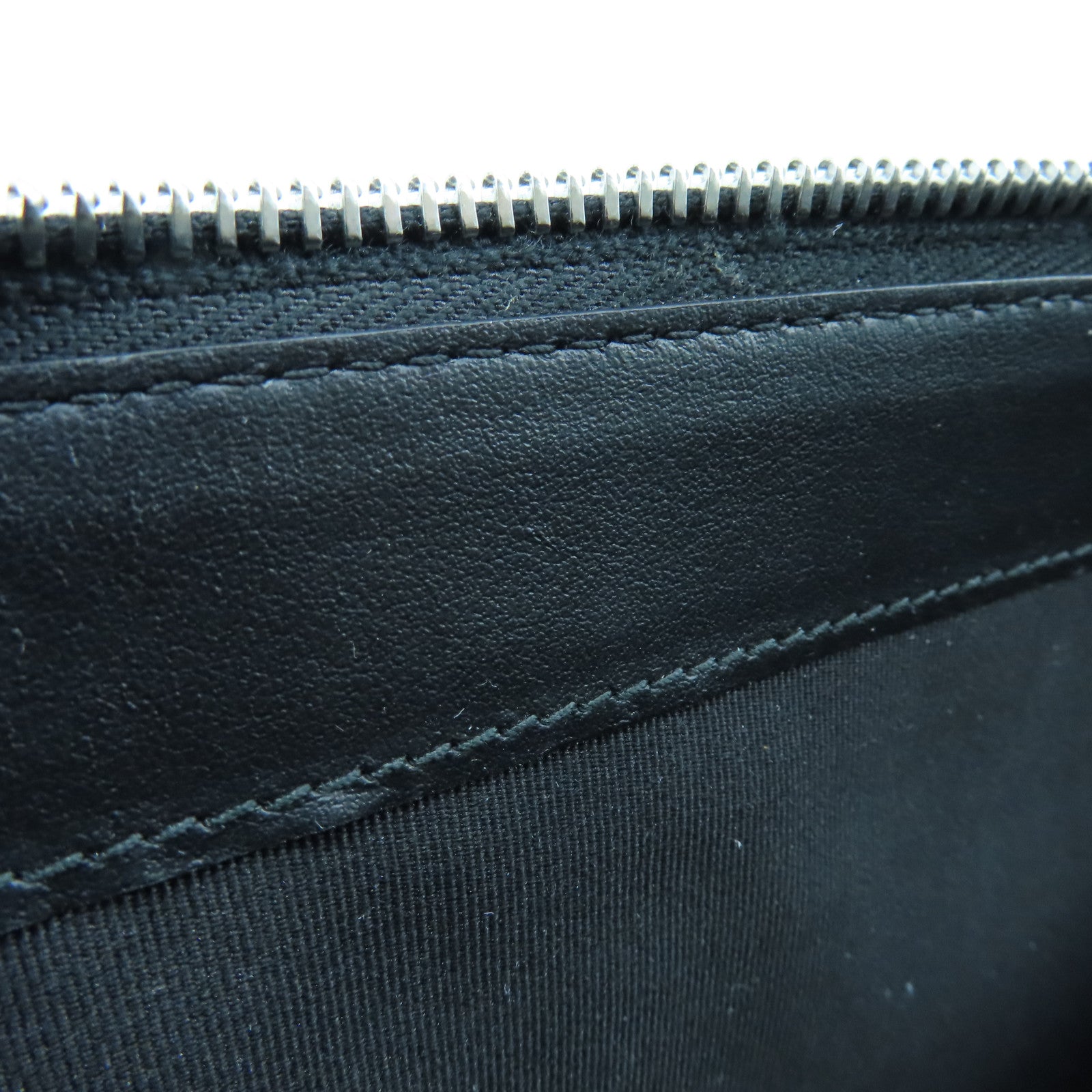 BURBERRY 牛皮皮革Clutch Bag银扣手拿包黑色