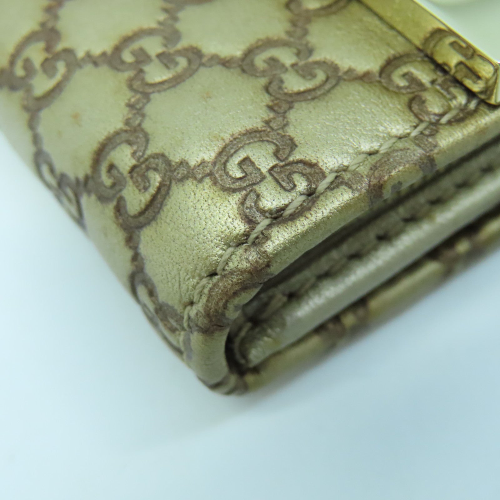GUCCI 牛皮皮革Chain Shoulder金扣链带肩背袋金色