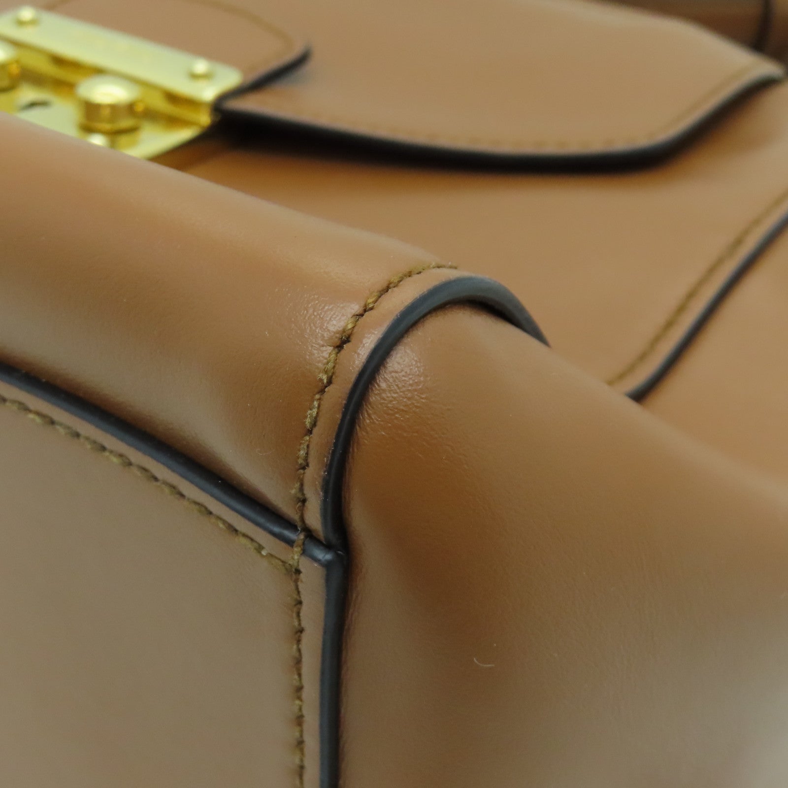 Miu Miu 牛皮皮革2way Shoulder Bag金扣手挽肩背两用袋啡色
