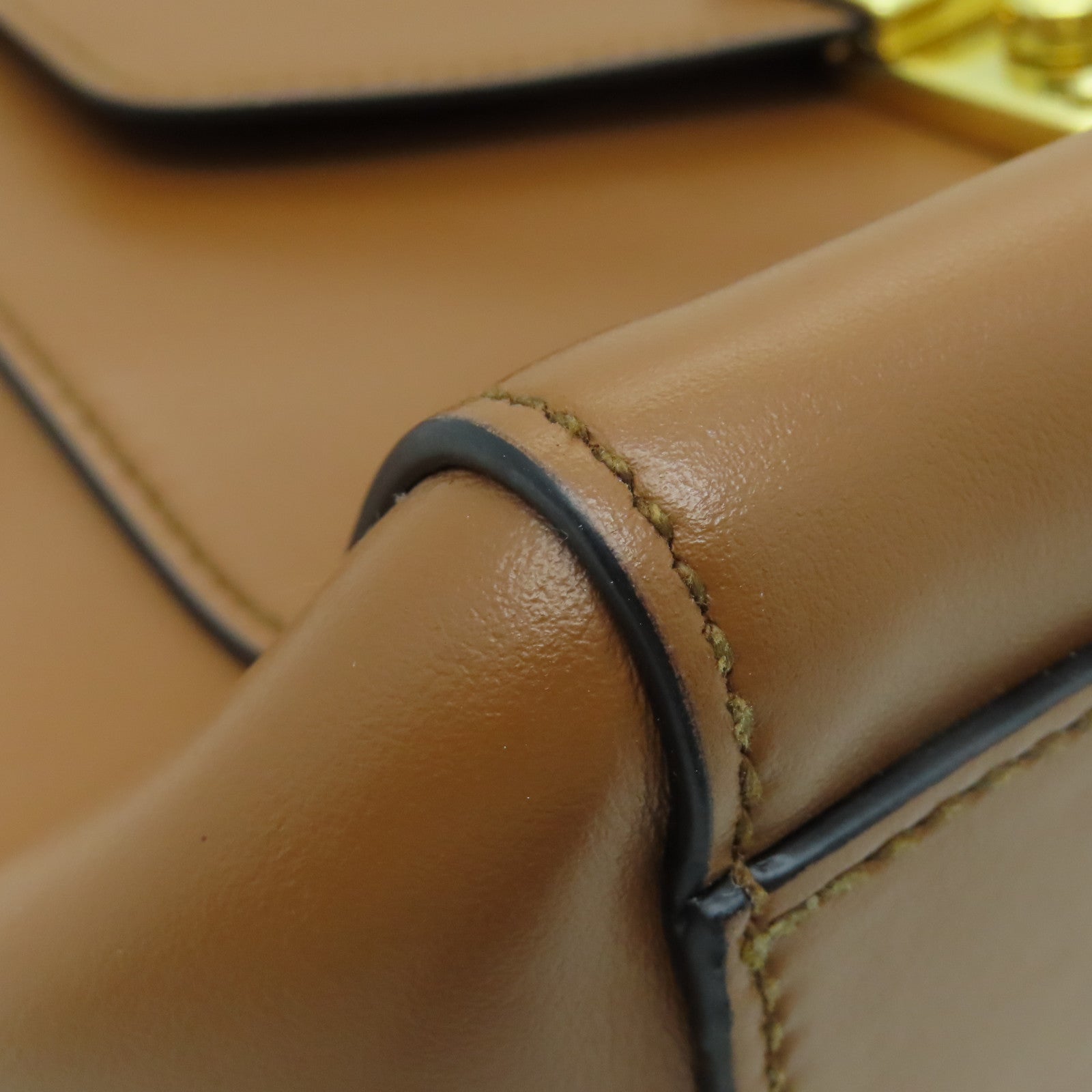 Miu Miu 牛皮皮革2way Shoulder Bag金扣手挽肩背两用袋啡色