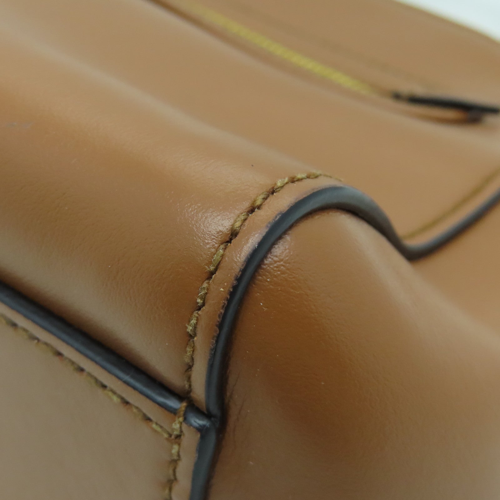 Miu Miu 牛皮皮革2way Shoulder Bag金扣手挽肩背两用袋啡色