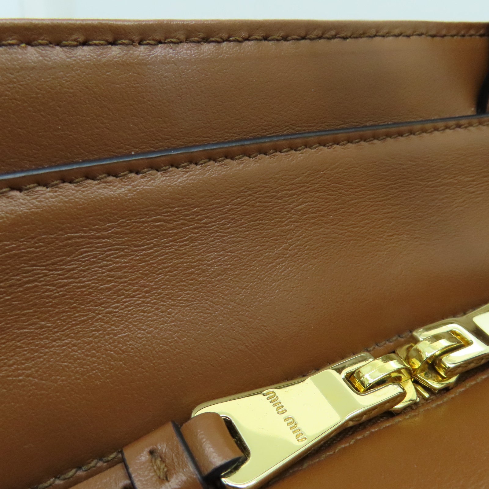 Miu Miu 牛皮皮革2way Shoulder Bag金扣手挽肩背两用袋啡色