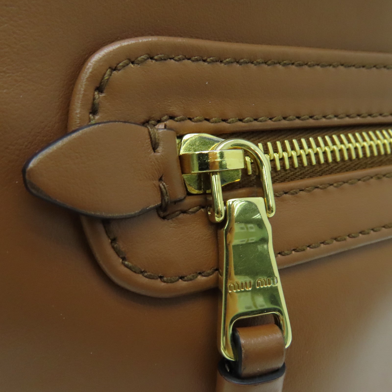 Miu Miu 牛皮皮革2way Shoulder Bag金扣手挽肩背两用袋啡色