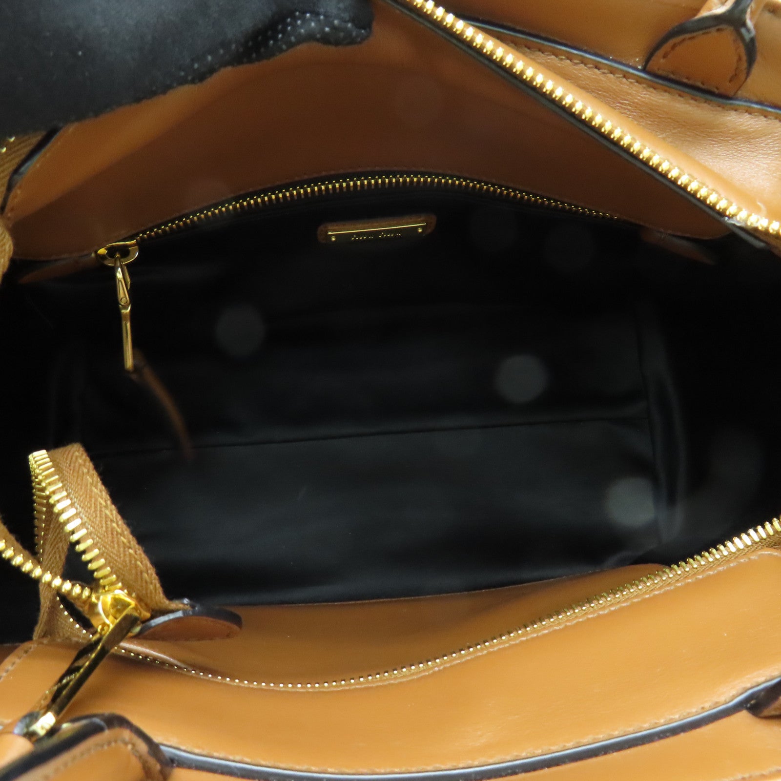 Miu Miu 牛皮皮革2way Shoulder Bag金扣手挽肩背两用袋啡色