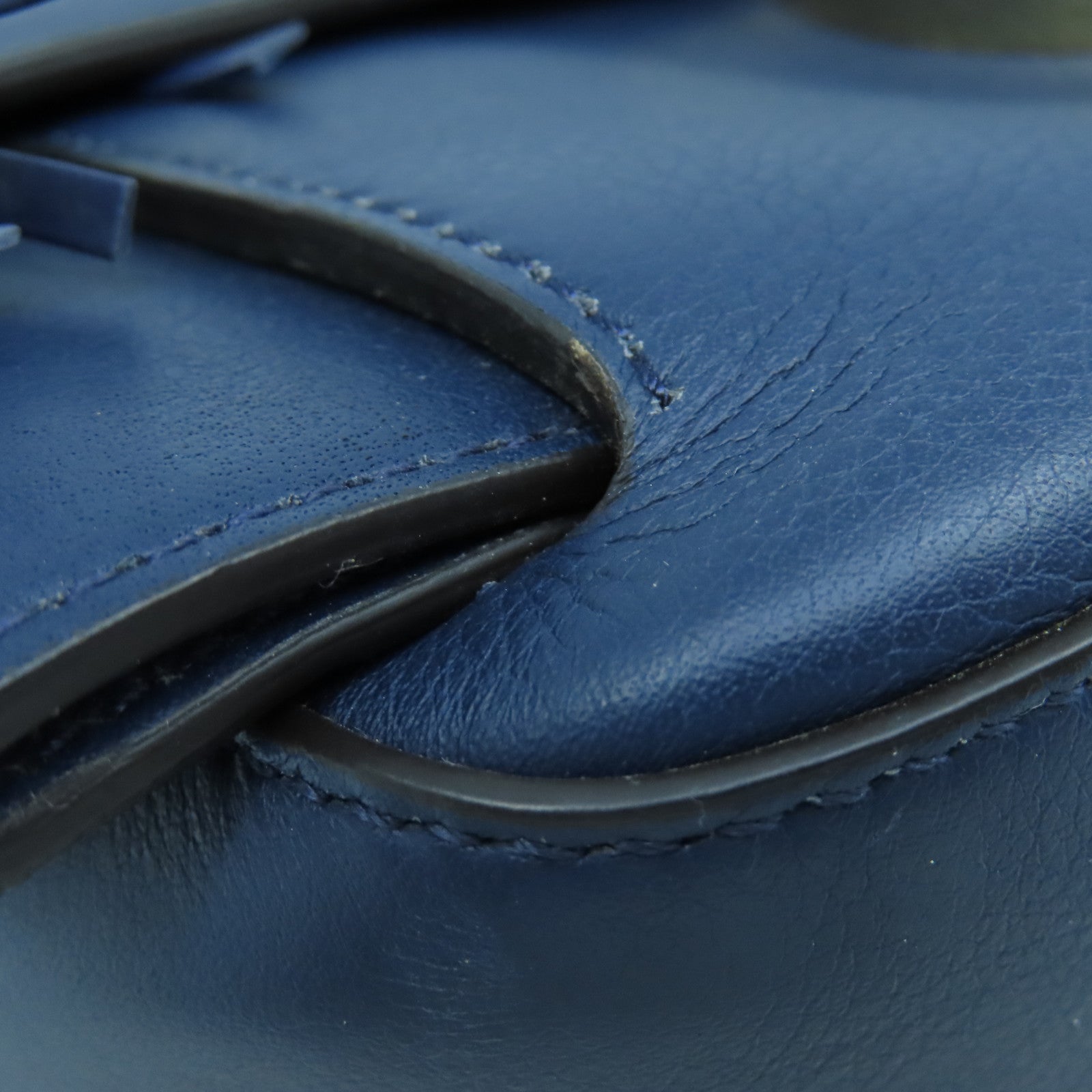 Salvatore Ferragamo Leather Shoulder Bag Gold Buckle Blue