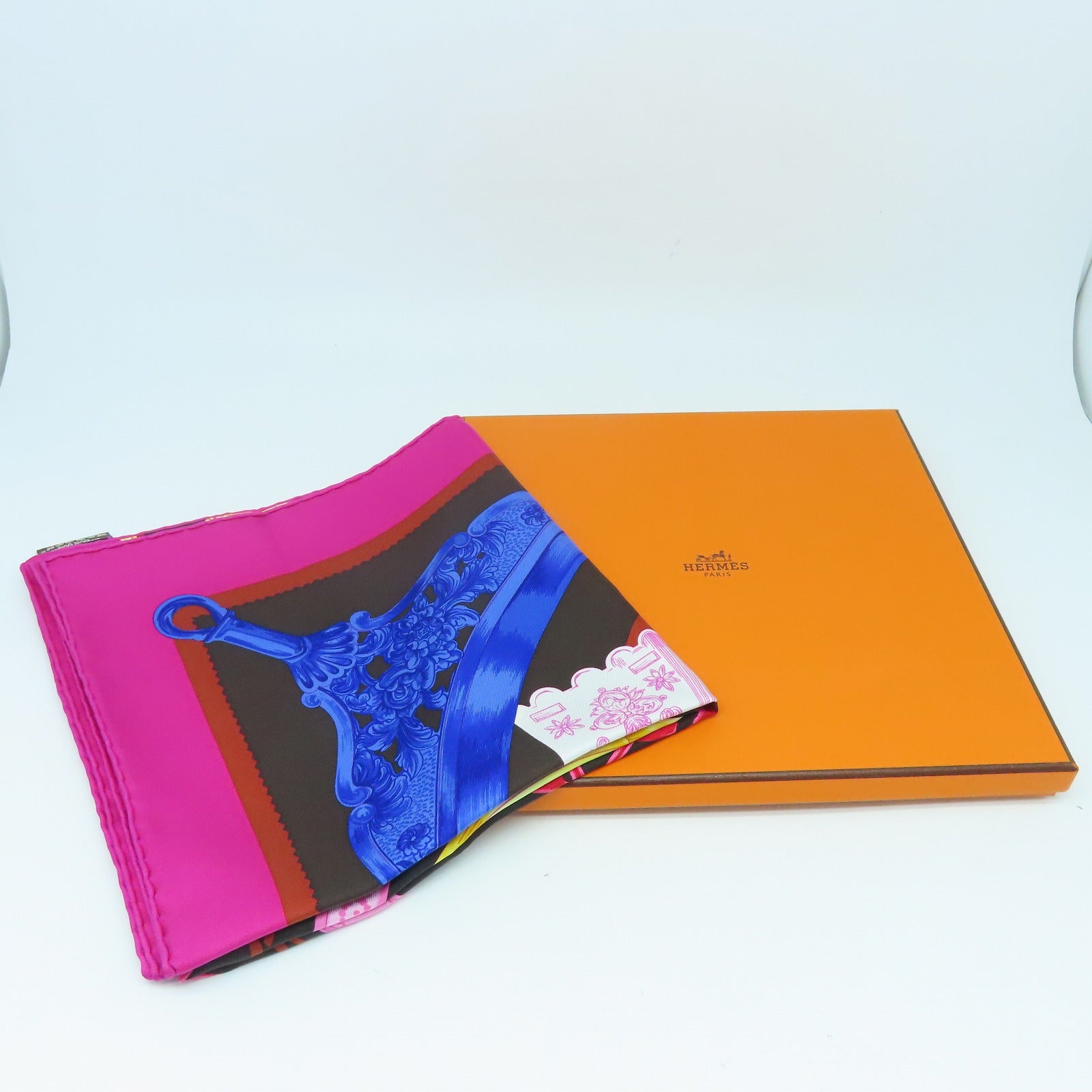 HERMES 丝质Scarf丝巾90x90cm粉红色
