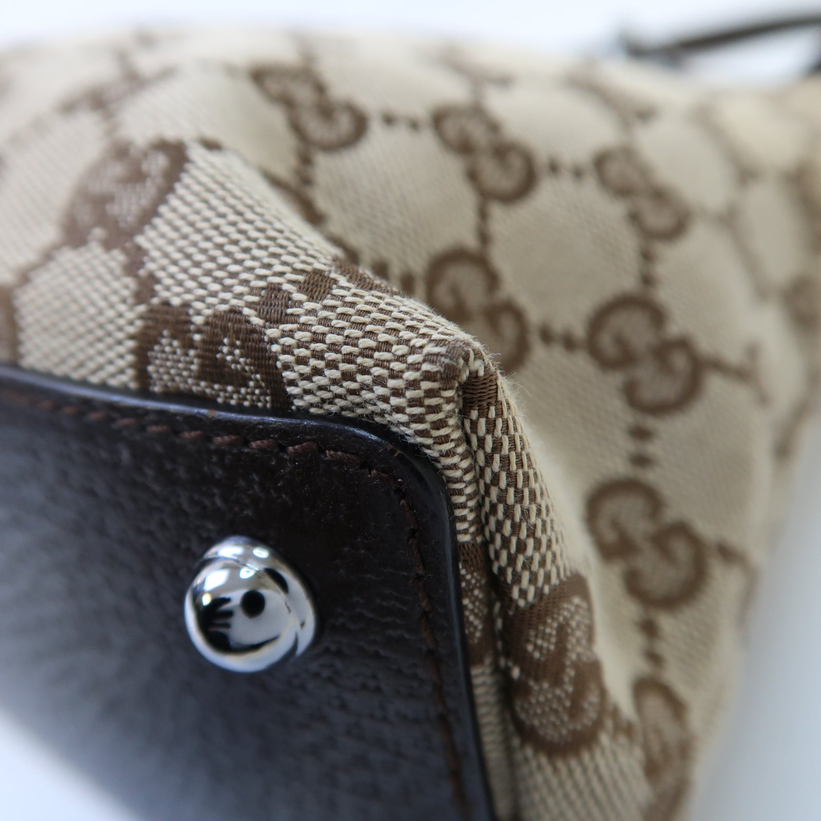 GUCCI GG帆布Shoulder Bag銀扣肩背袋啡色