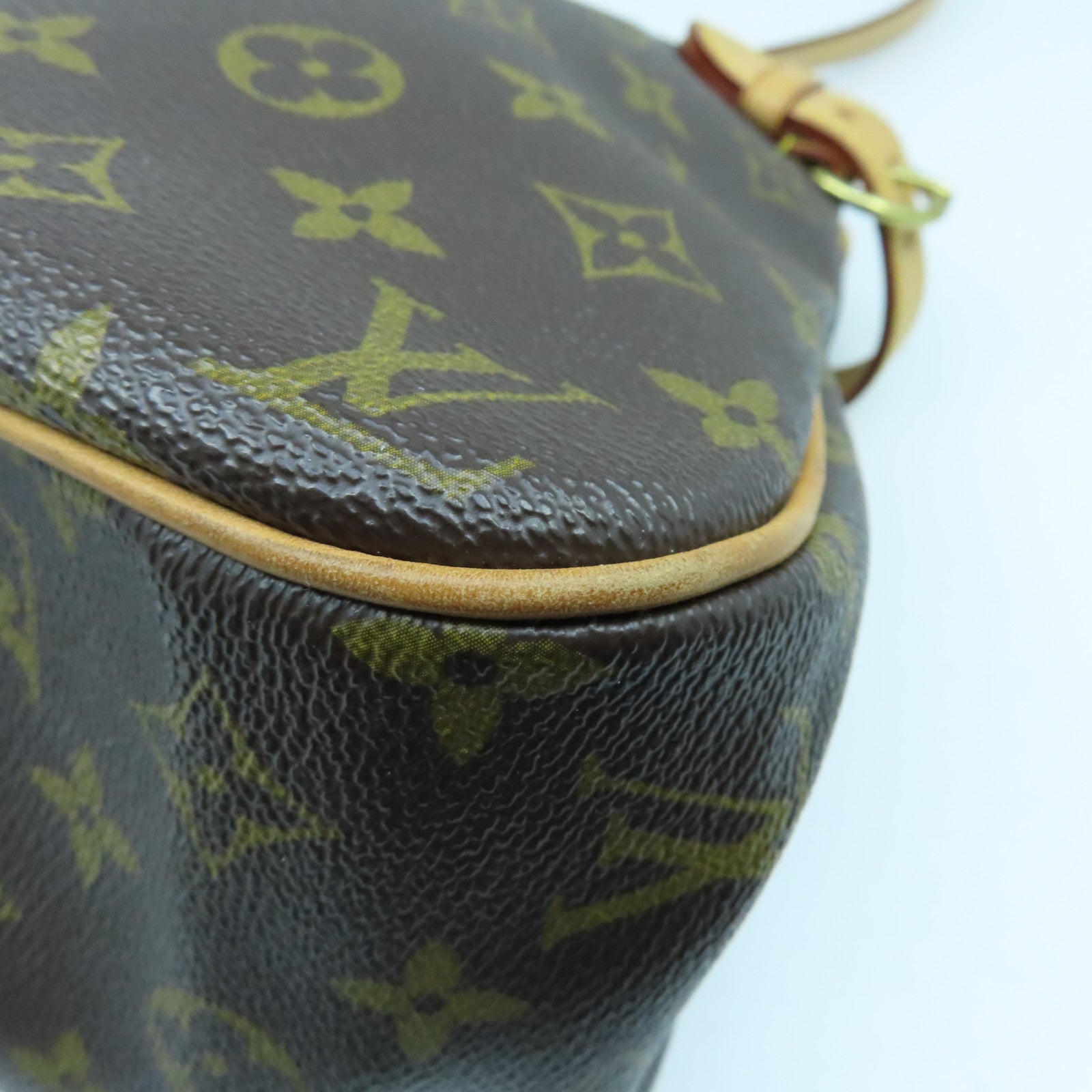 LOUIS VUITTON Monogram Batignolles Horizontal金扣手挽袋啡色