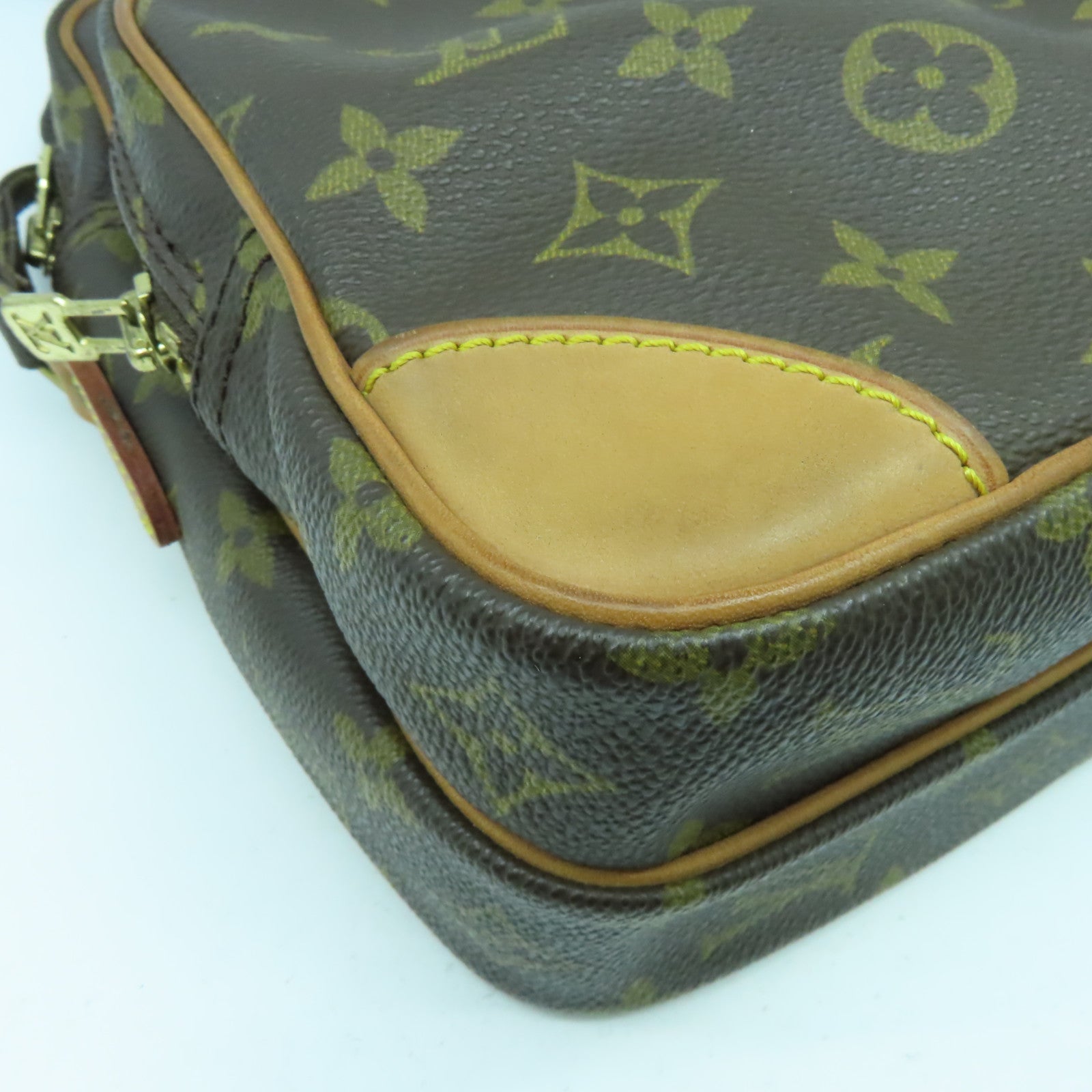 LOUIS VUITTON Monogram Amazon金扣肩背袋啡色