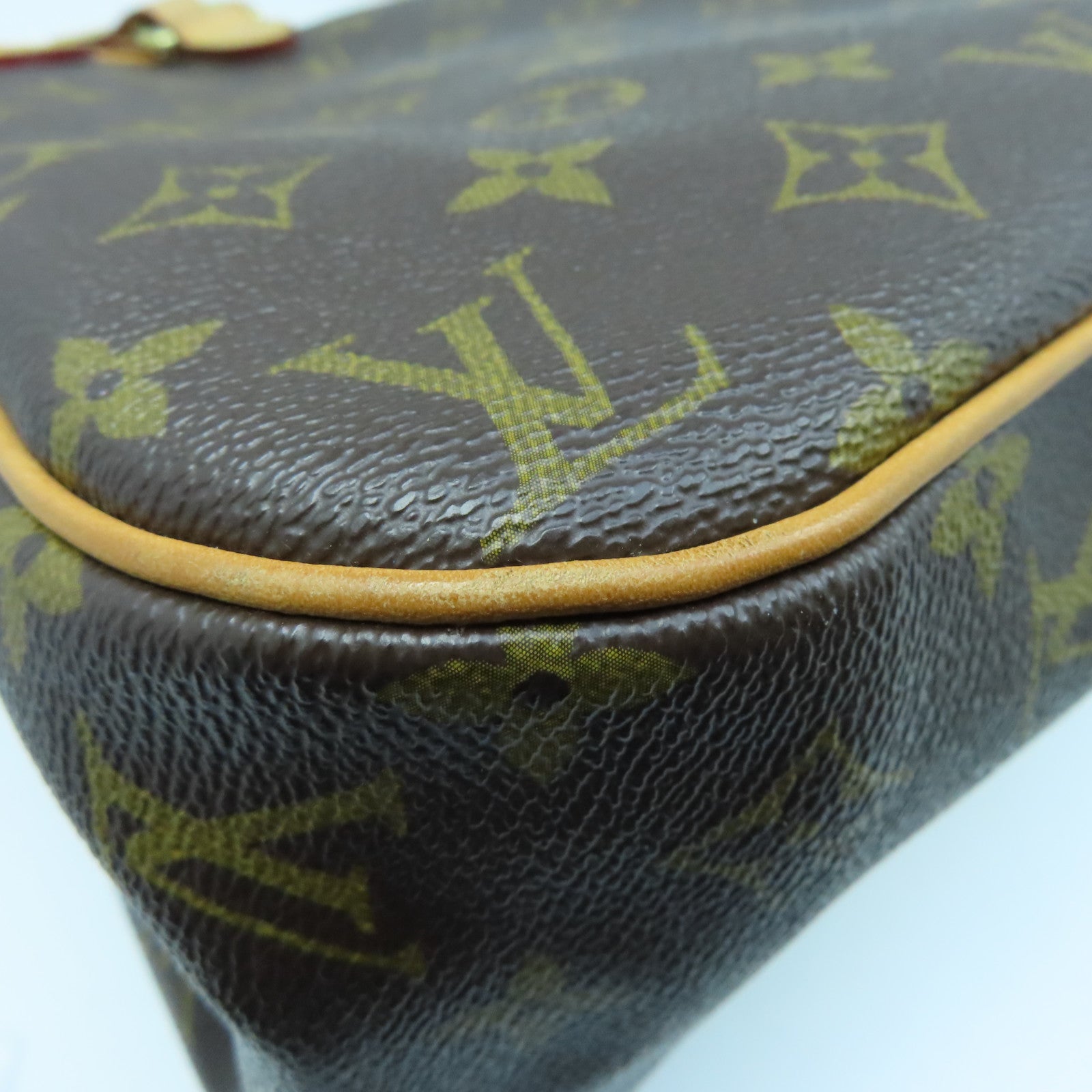 LOUIS VUITTON Monogram Batignolles Horizontal金扣手挽袋啡色