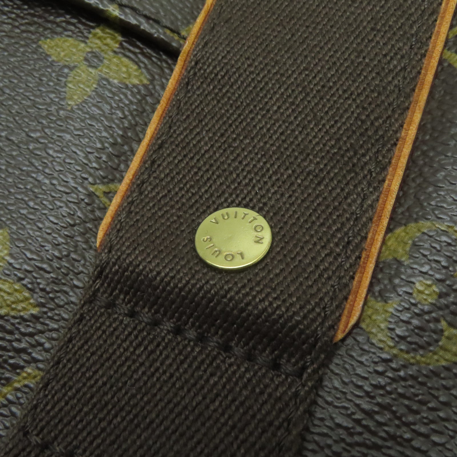 LOUIS VUITTON Monogram Beaubourg金扣手挽袋啡色