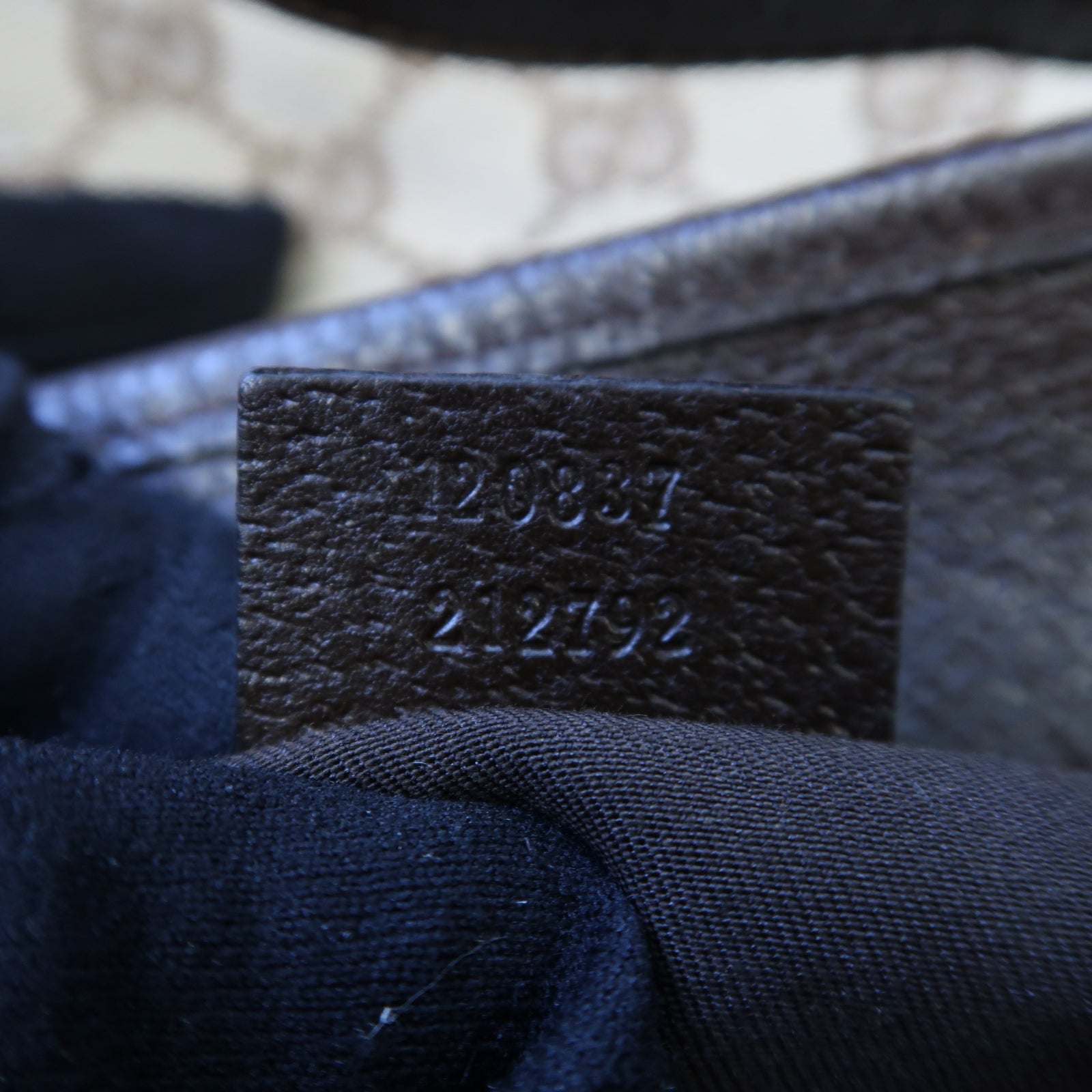 GUCCI GG帆布Shoulder Bag銀扣肩背袋啡色