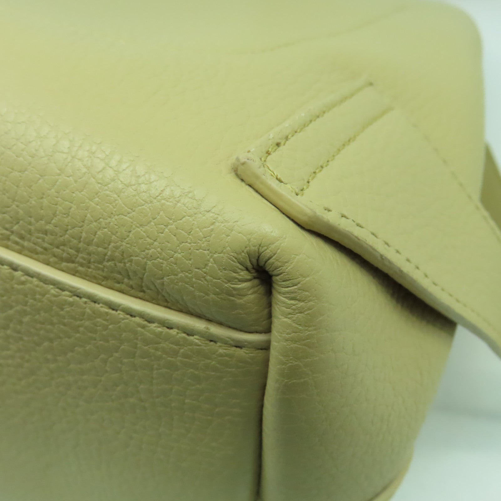 Furla 牛皮皮革Backpack金扣背包米色