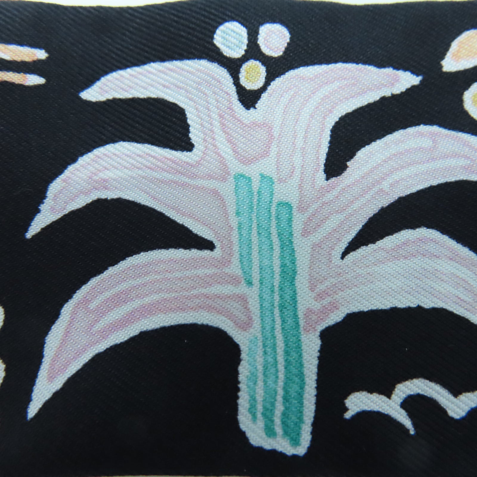 HERMES 【激減優惠】絲質Twilly絲巾黑色/白色/多色