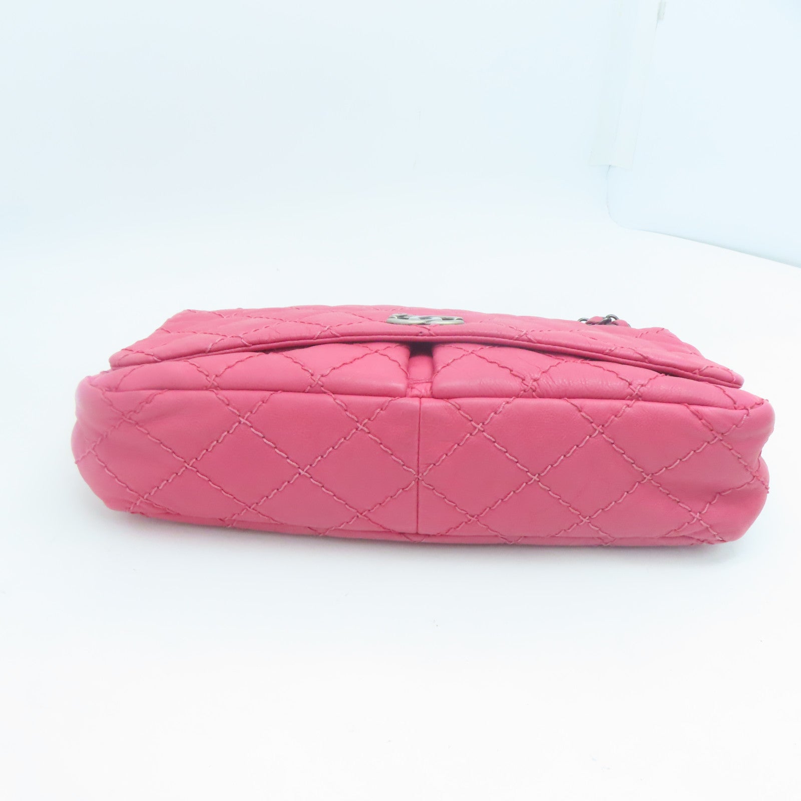 CHANEL rhombic cowhide leather Chain Shoulder silver buckle shoulder bag pink