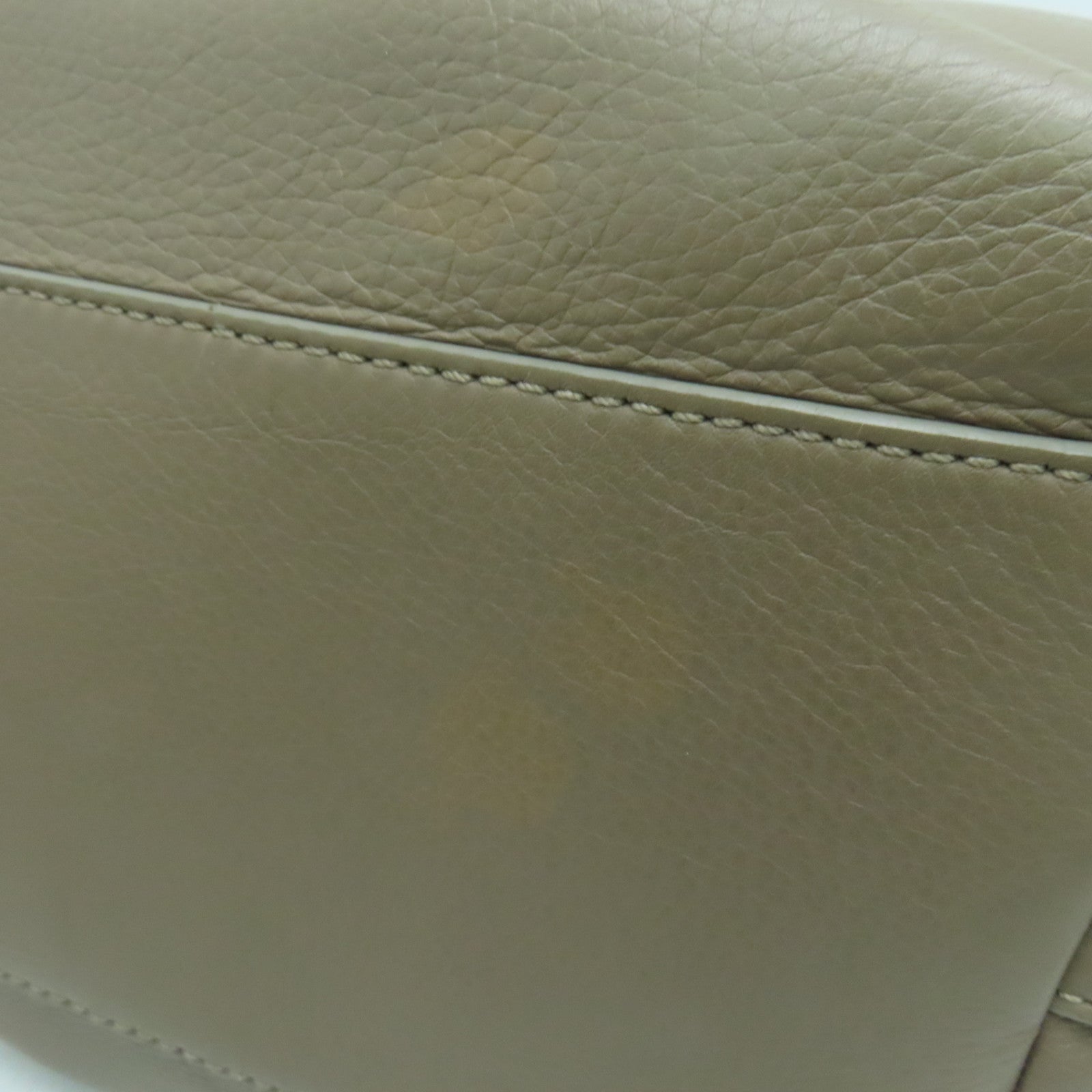GIVENCHY 牛皮皮革Antigona银扣手挽肩背两用袋灰色
