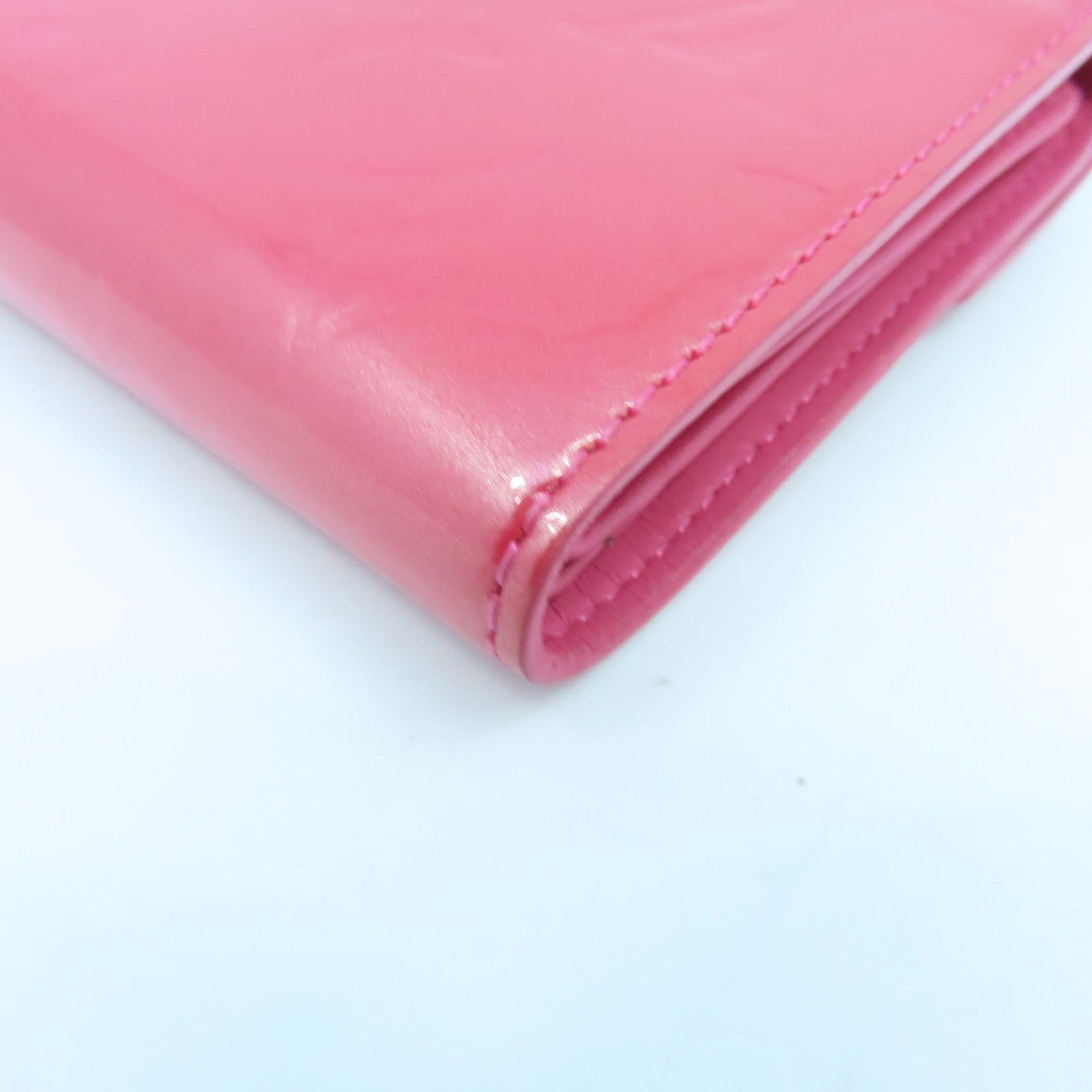LOUIS VUITTON Vernis Wallet gold buckle wallet pink