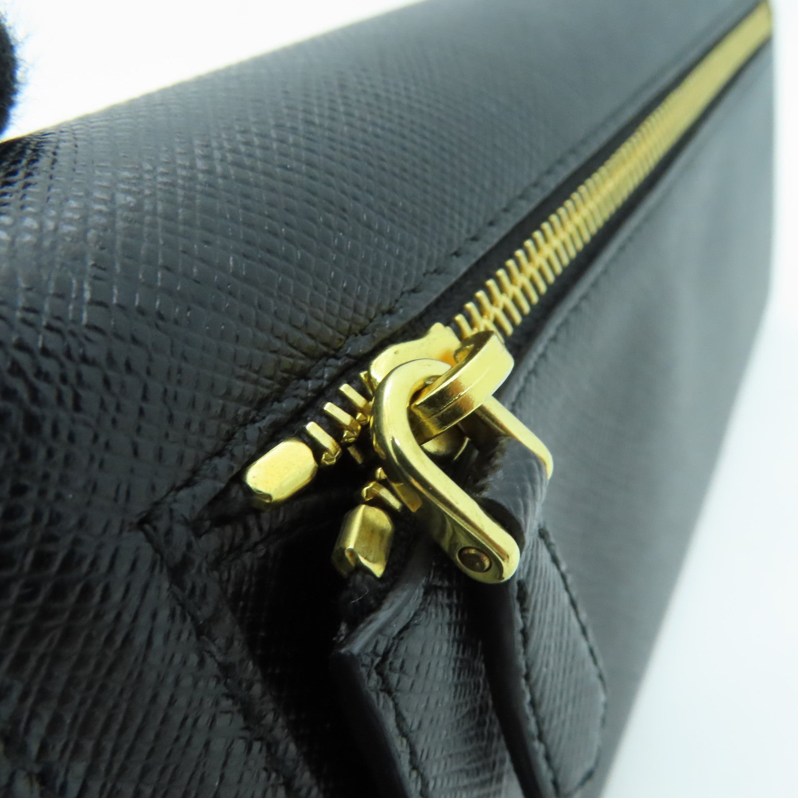 PRADA Saffiano皮革Long Wallet金扣長錢包黑色