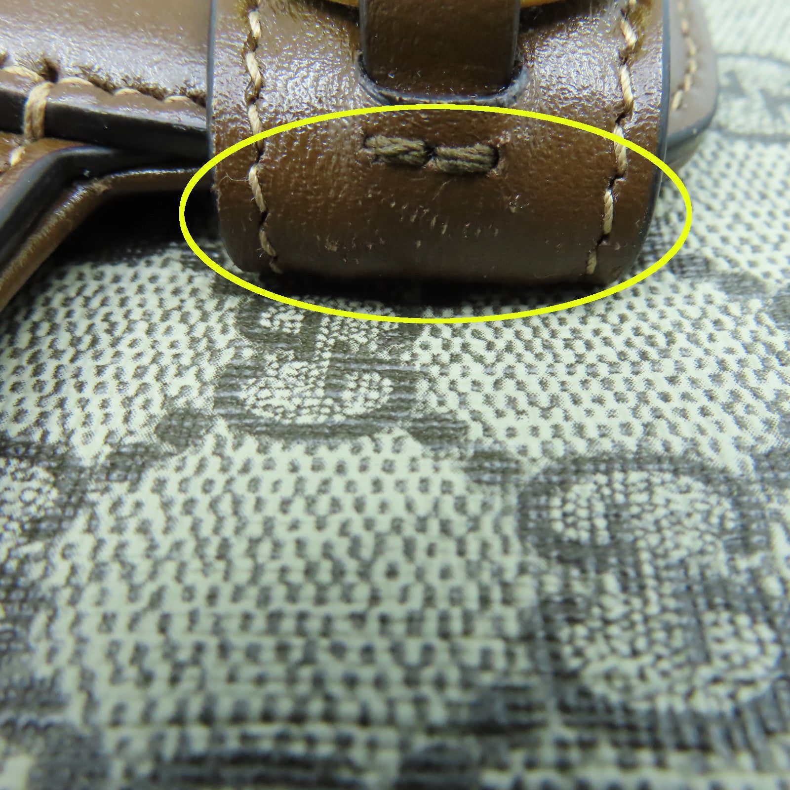 GUCCI 塗層皮革1955 Horsebit Mini金扣肩背袋啡色