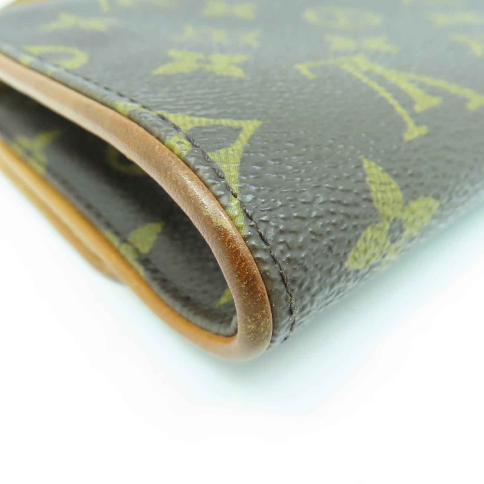 LOUIS VUITTON Monogram Pochette Twin PM金扣肩背袋啡色