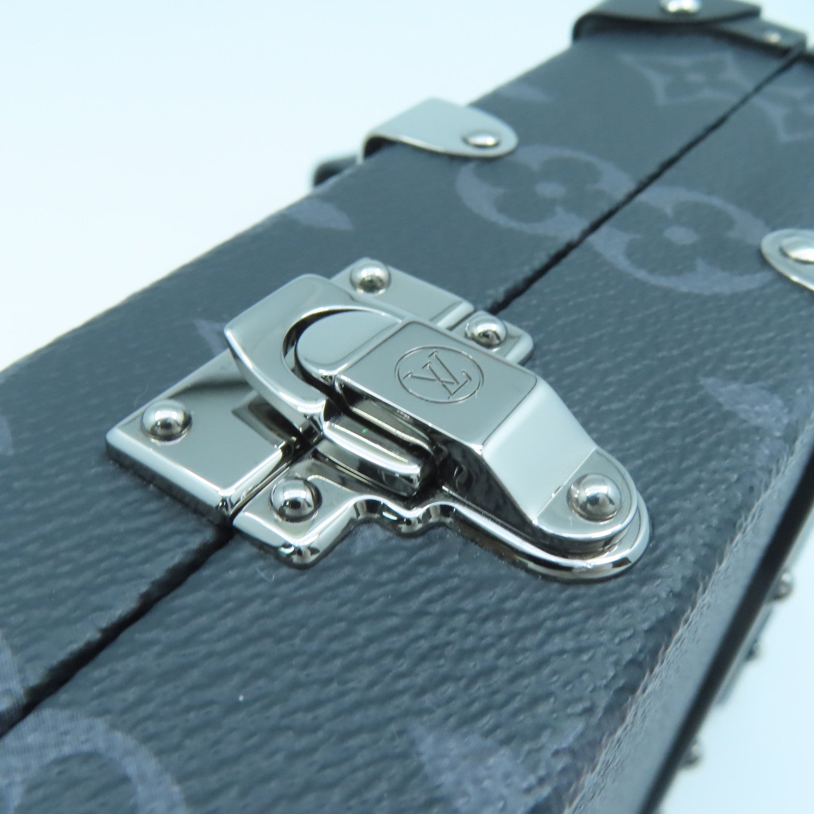 LOUIS VUITTON Monogram Eclipse Wallet Trunk銀扣手拿包黑色