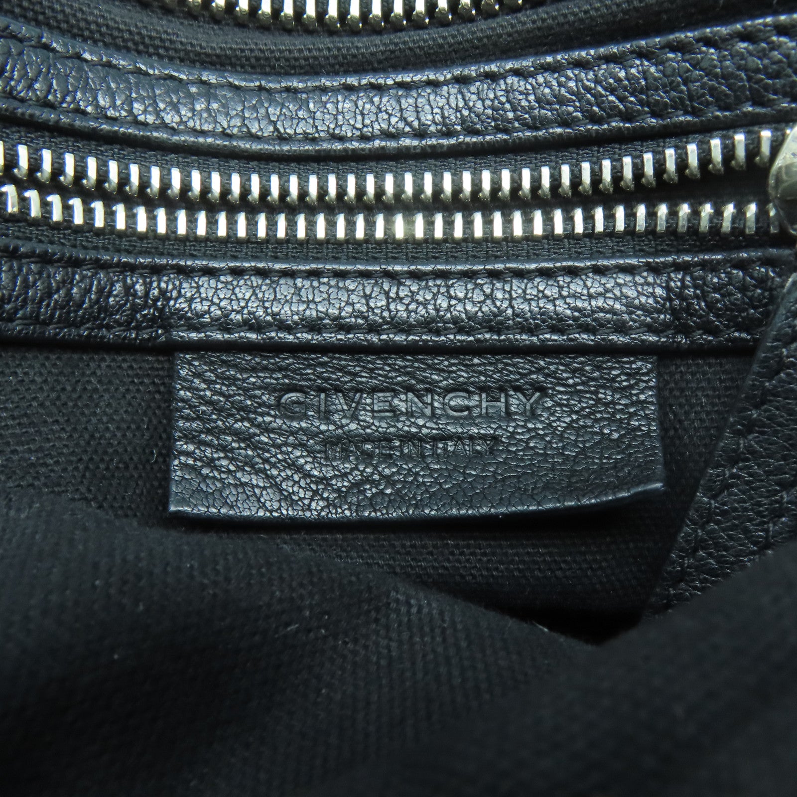 GIVENCHY 牛皮皮革Pandora Small Bag銀扣手挽肩背兩用袋黑色