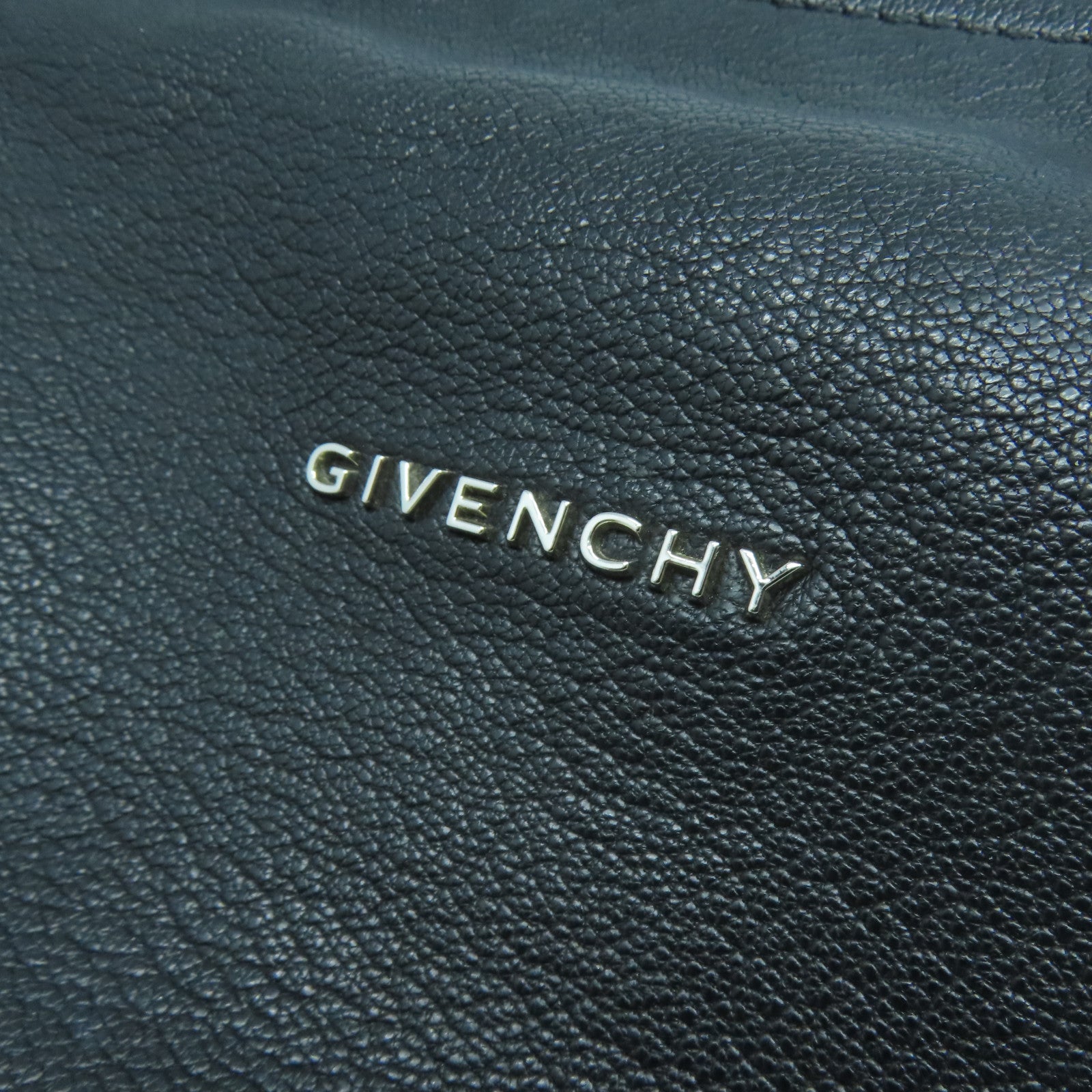 GIVENCHY 牛皮皮革Pandora Small Bag銀扣手挽肩背兩用袋黑色