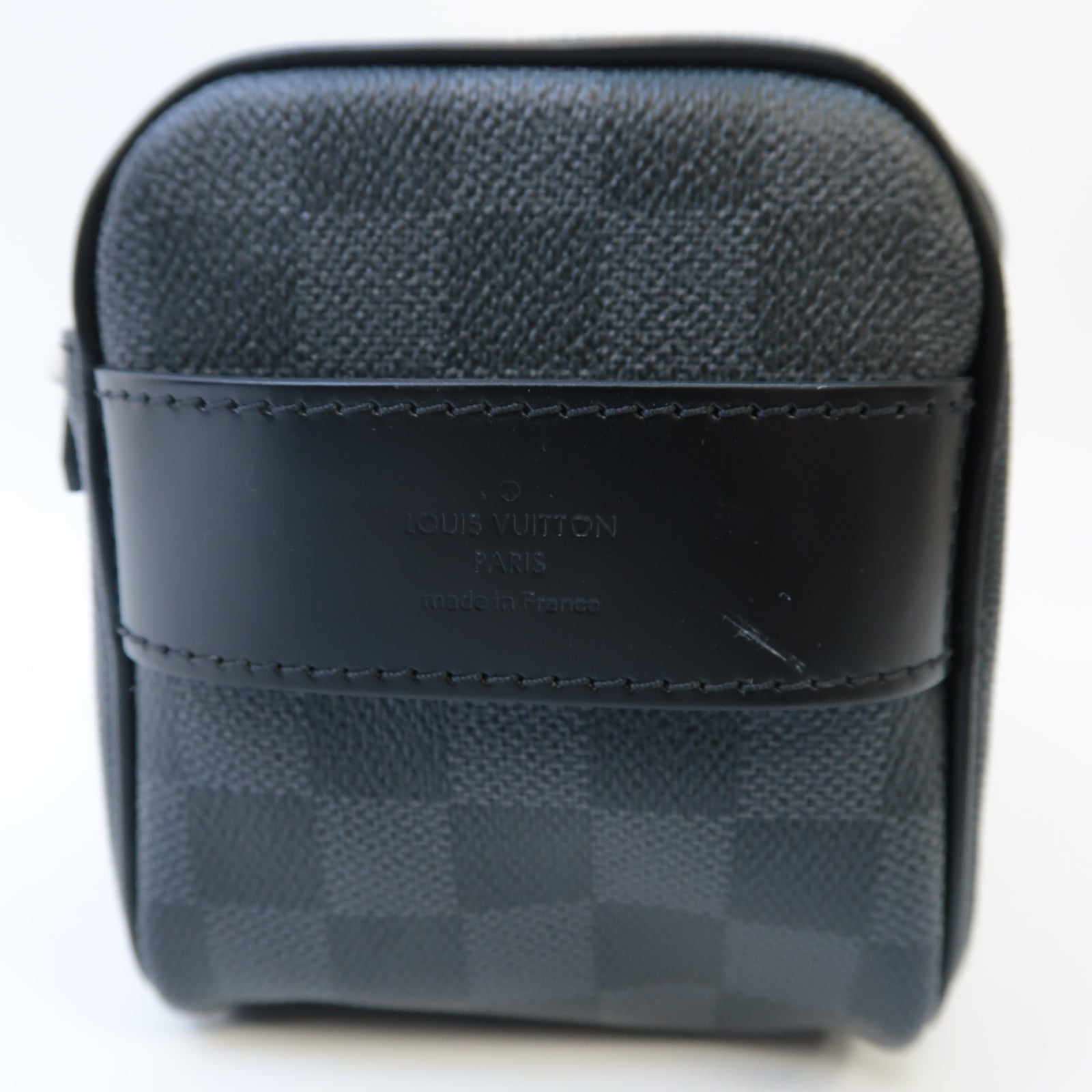 LOUIS VUITTON Damier Graphite Toiletry Pouch Clutch Bag銀扣手拿包黑色