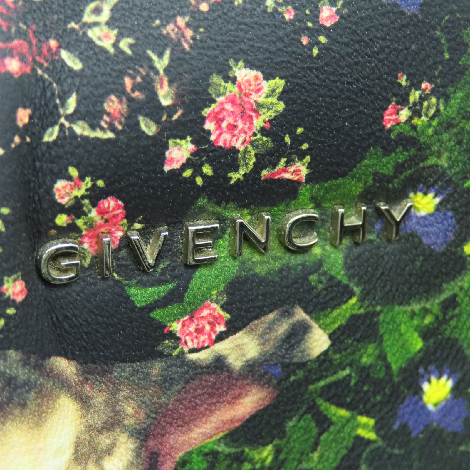 GIVENCHY 牛皮皮革Lucrezia Duffle銀扣手挽肩背兩用袋黑色