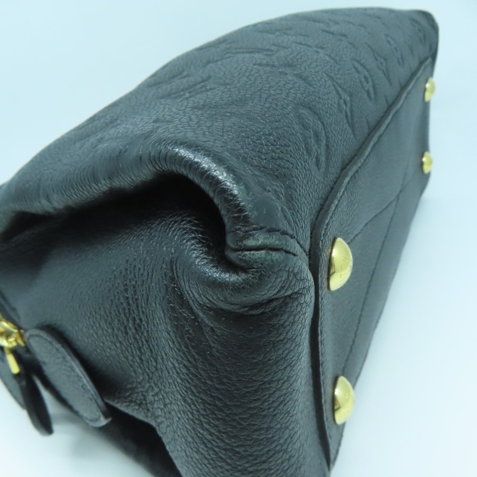 LOUIS VUITTON Monogram Empreinte Vosges MM金扣手挽肩背兩用袋黑色