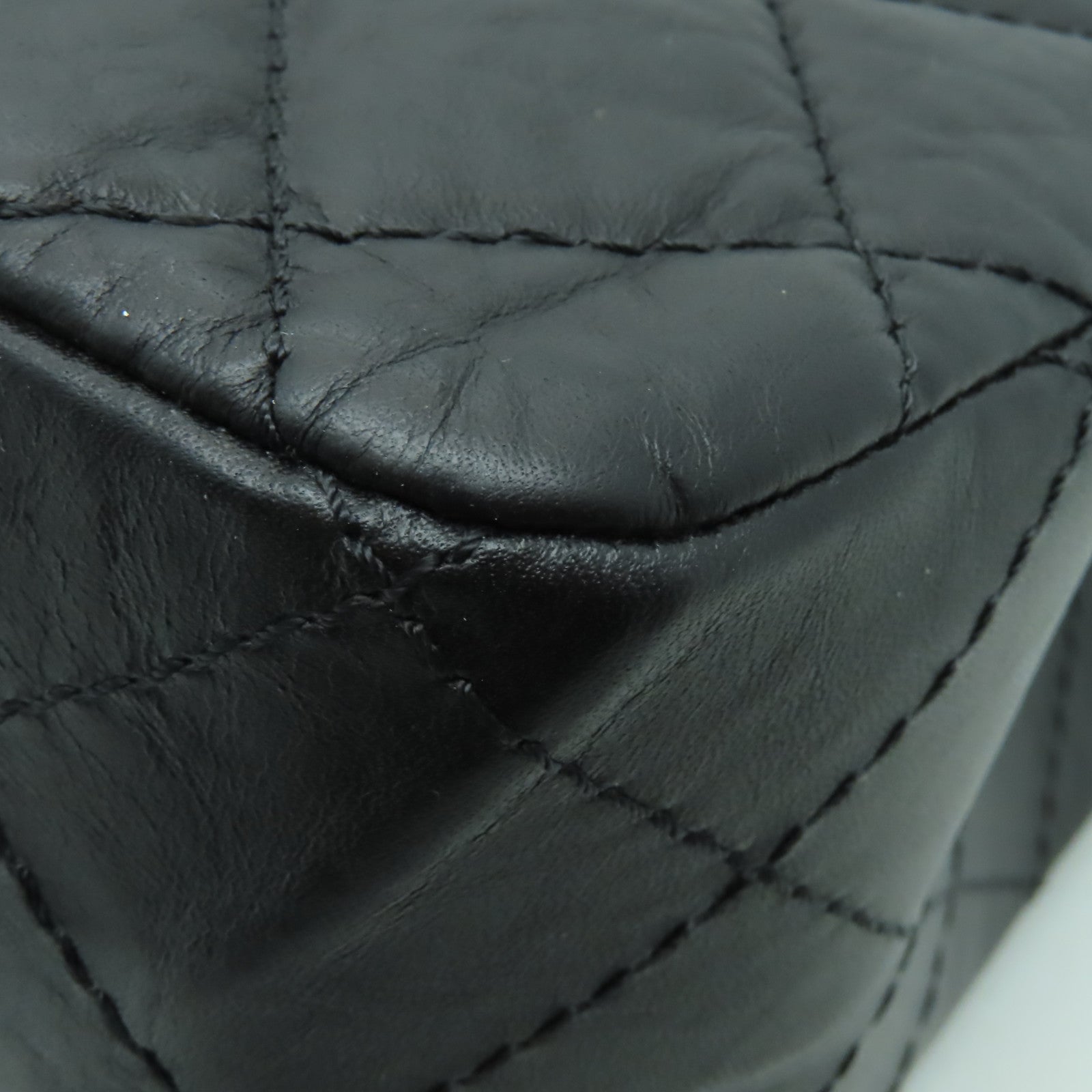 CHANEL 菱格牛皮皮革2.55金扣鏈帶肩背袋黑色