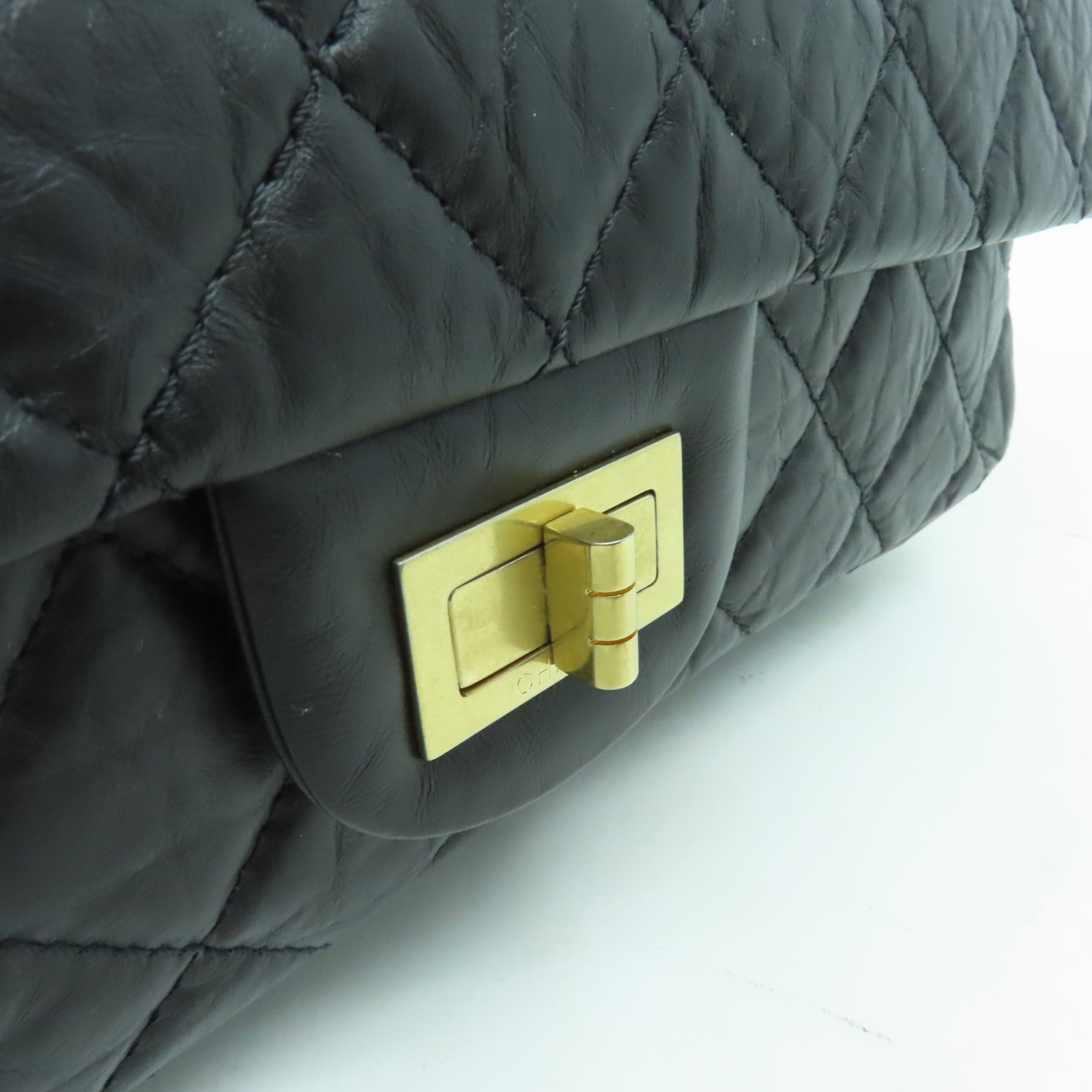 CHANEL 菱格牛皮皮革2.55金扣鏈帶肩背袋黑色