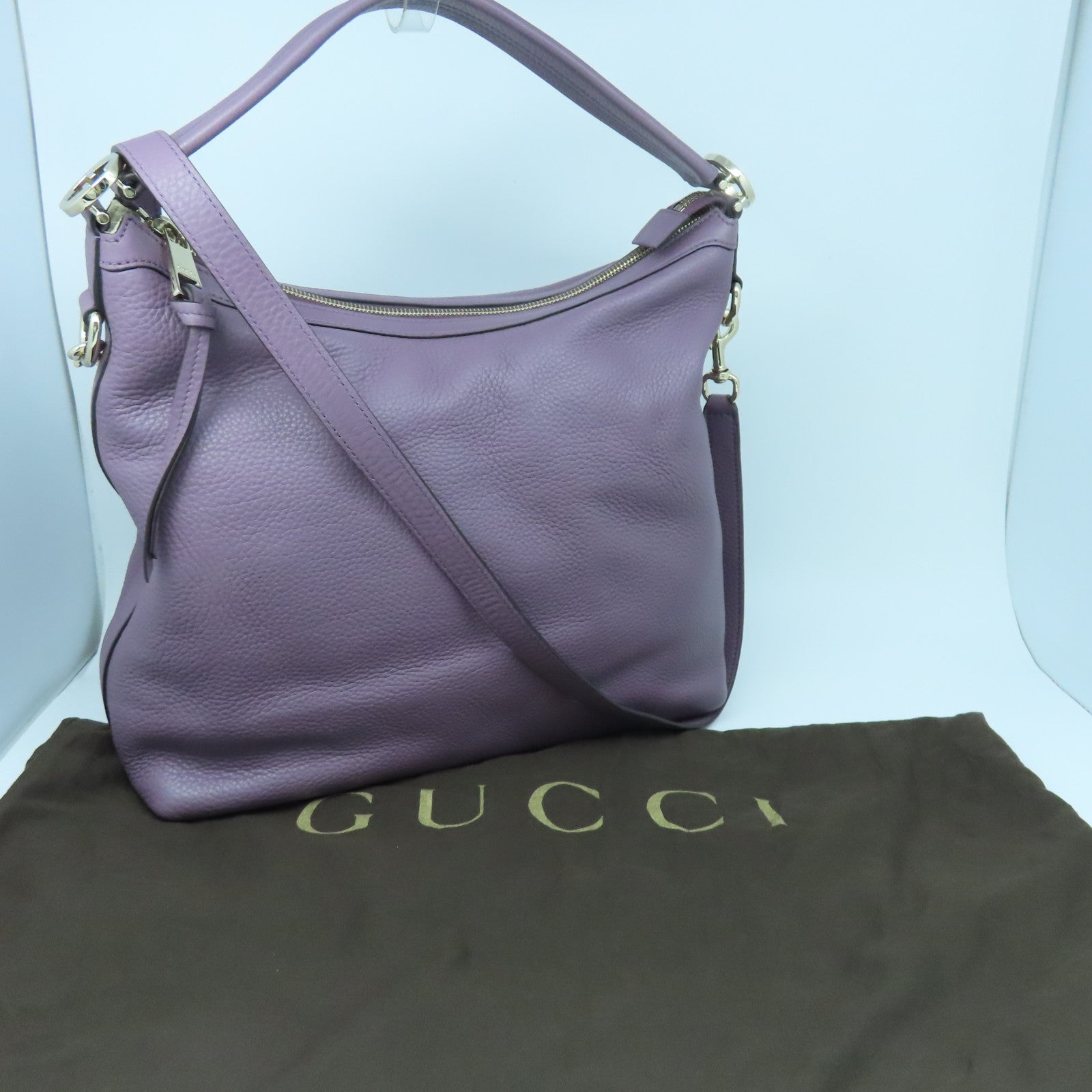 GUCCI Cowhide Leather Shoulder Bag Silver Buckle Handle Shoulder Bag Purple
