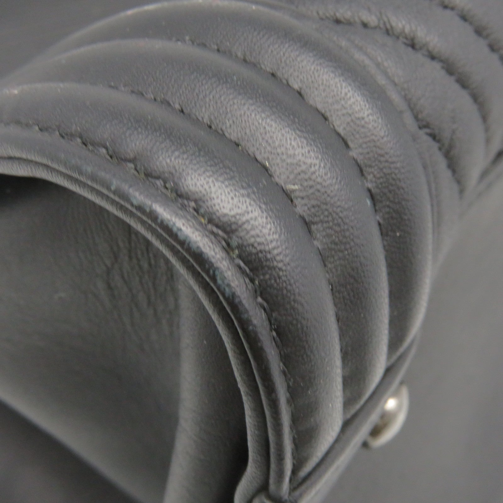 CHANEL 斜紋羊皮皮革Tote Bag銀扣肩帶袋黑色