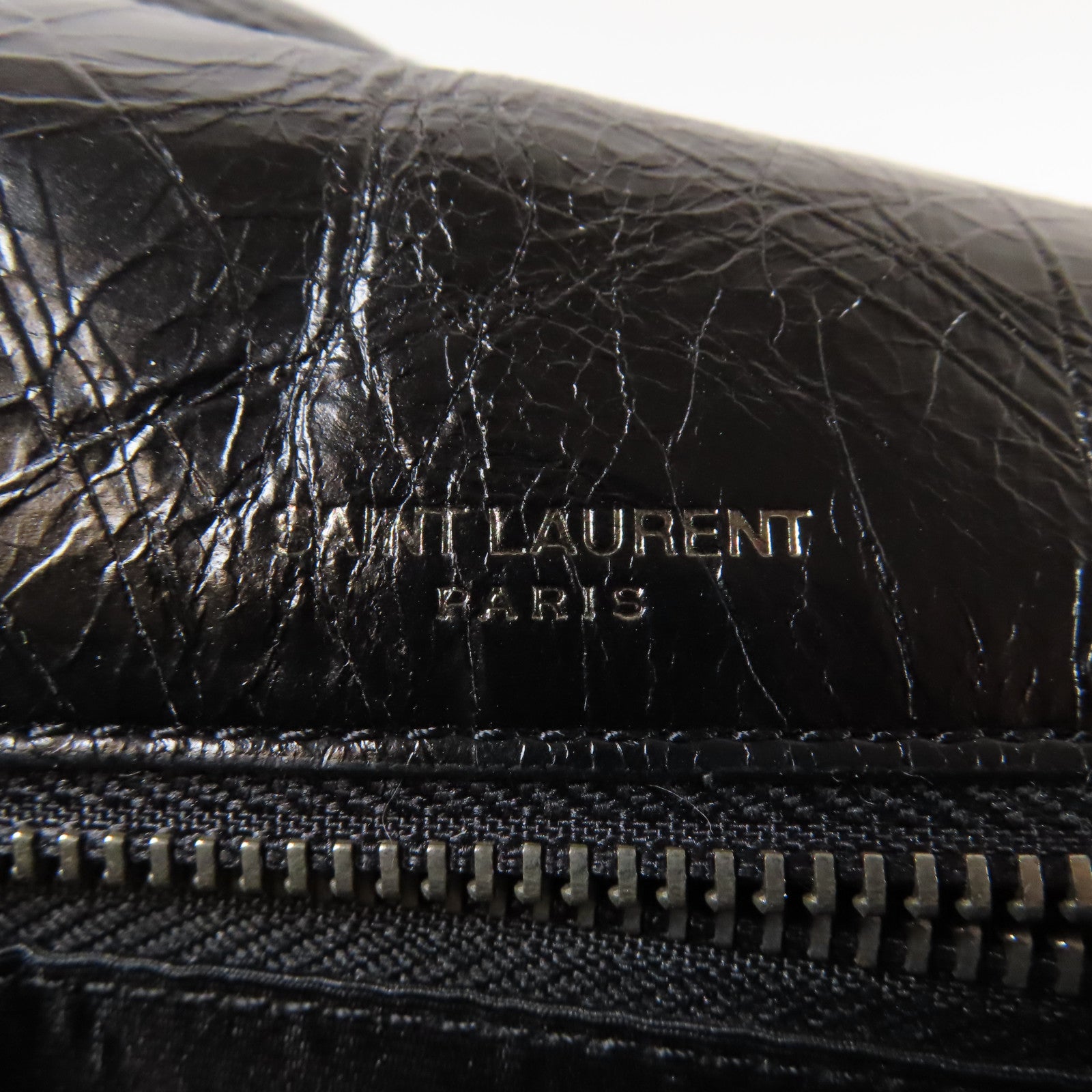 SAINT LAURENT 牛皮皮革Niki Bag黑扣鏈帶肩背袋黑色