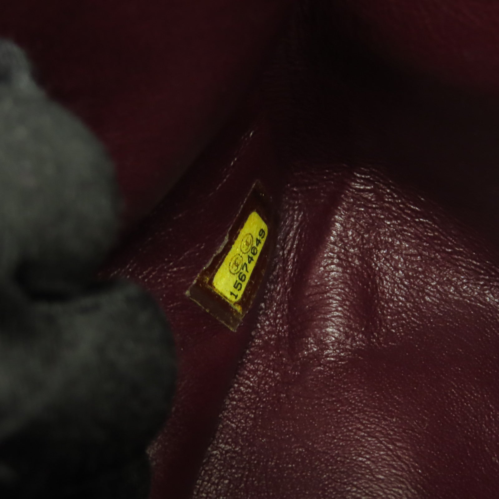 CHANEL 菱格Caviar皮革Classic Flap Jumbo金扣鏈帶肩背袋黒色