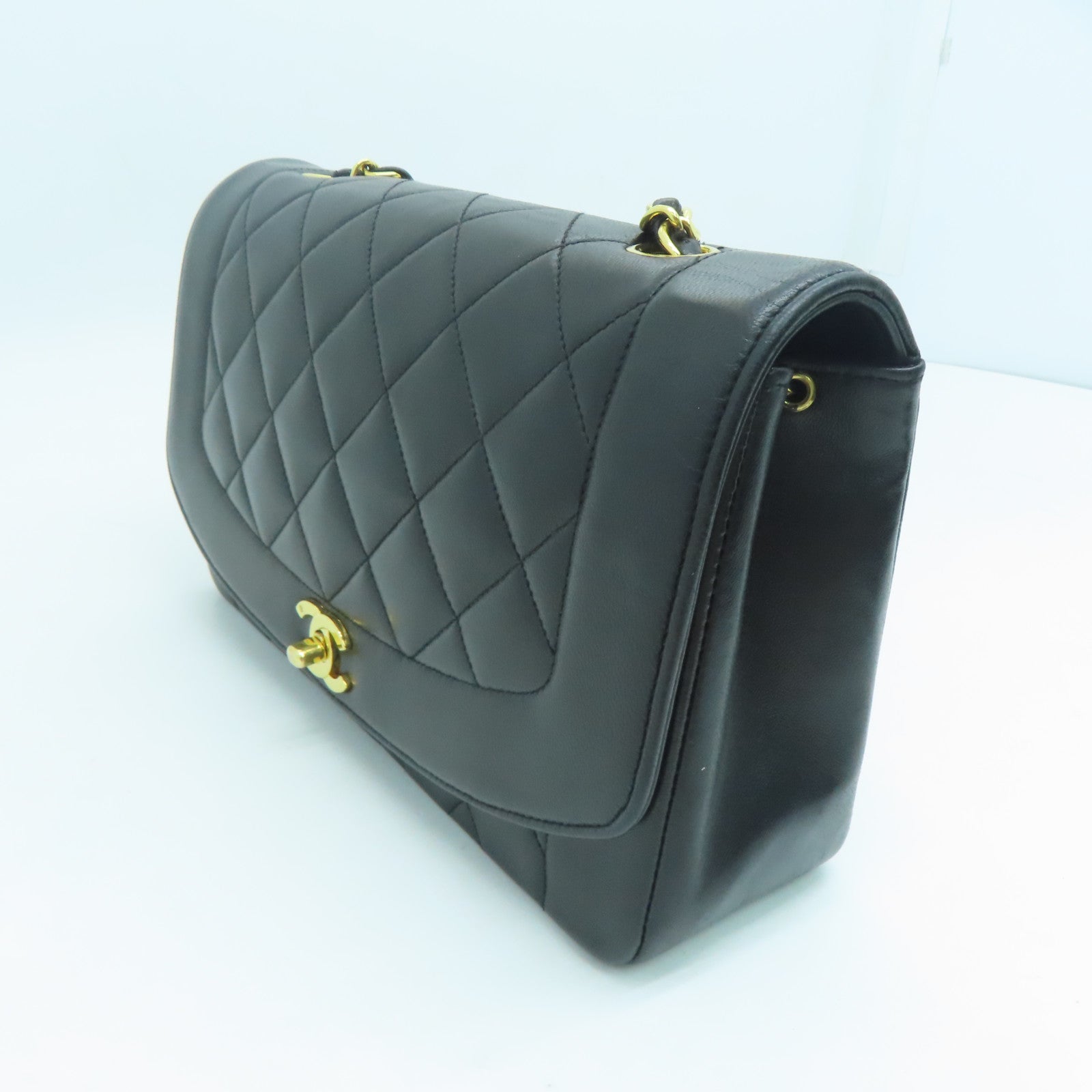 CHANEL 菱格羊皮皮革Diana Chain Shoulder金扣鏈帶肩背袋黑色