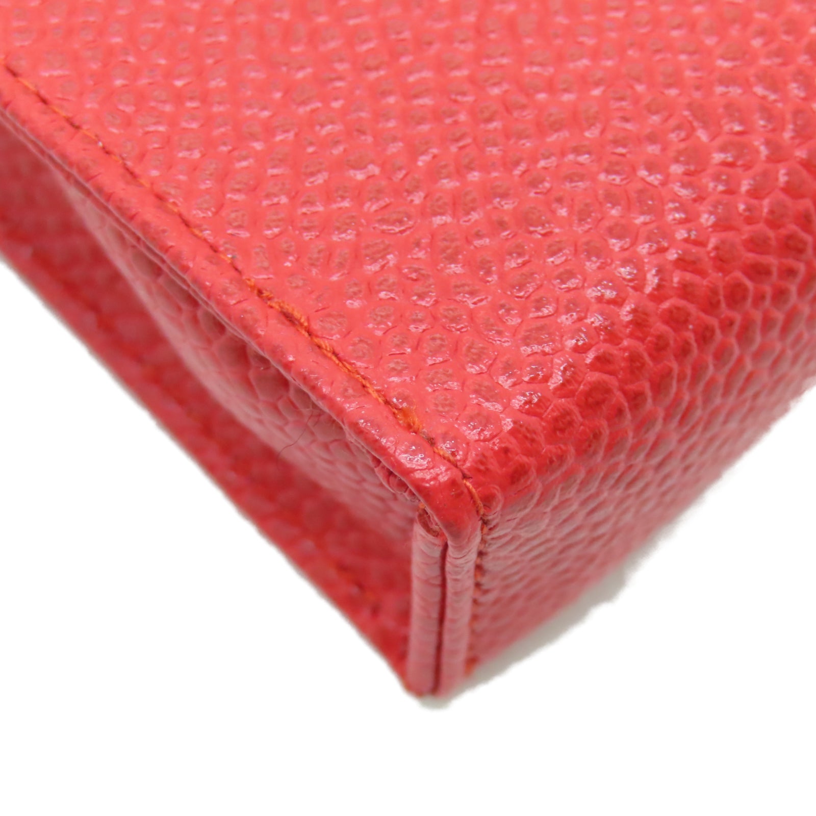 CHANEL 牛皮皮革Phone Case金扣链带电话套红色