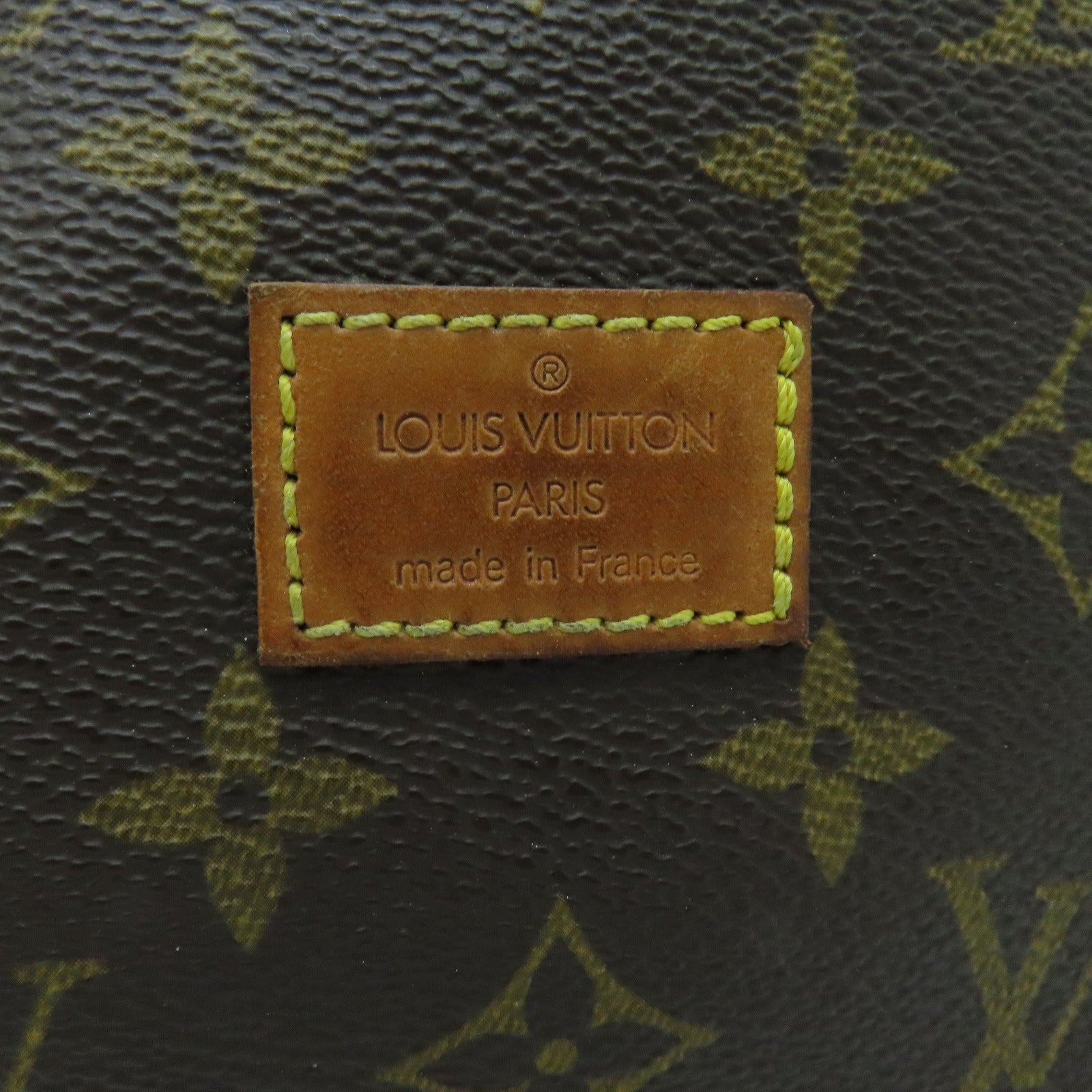 LOUIS VUITTON Mongram Saumur 30金扣肩背袋啡色